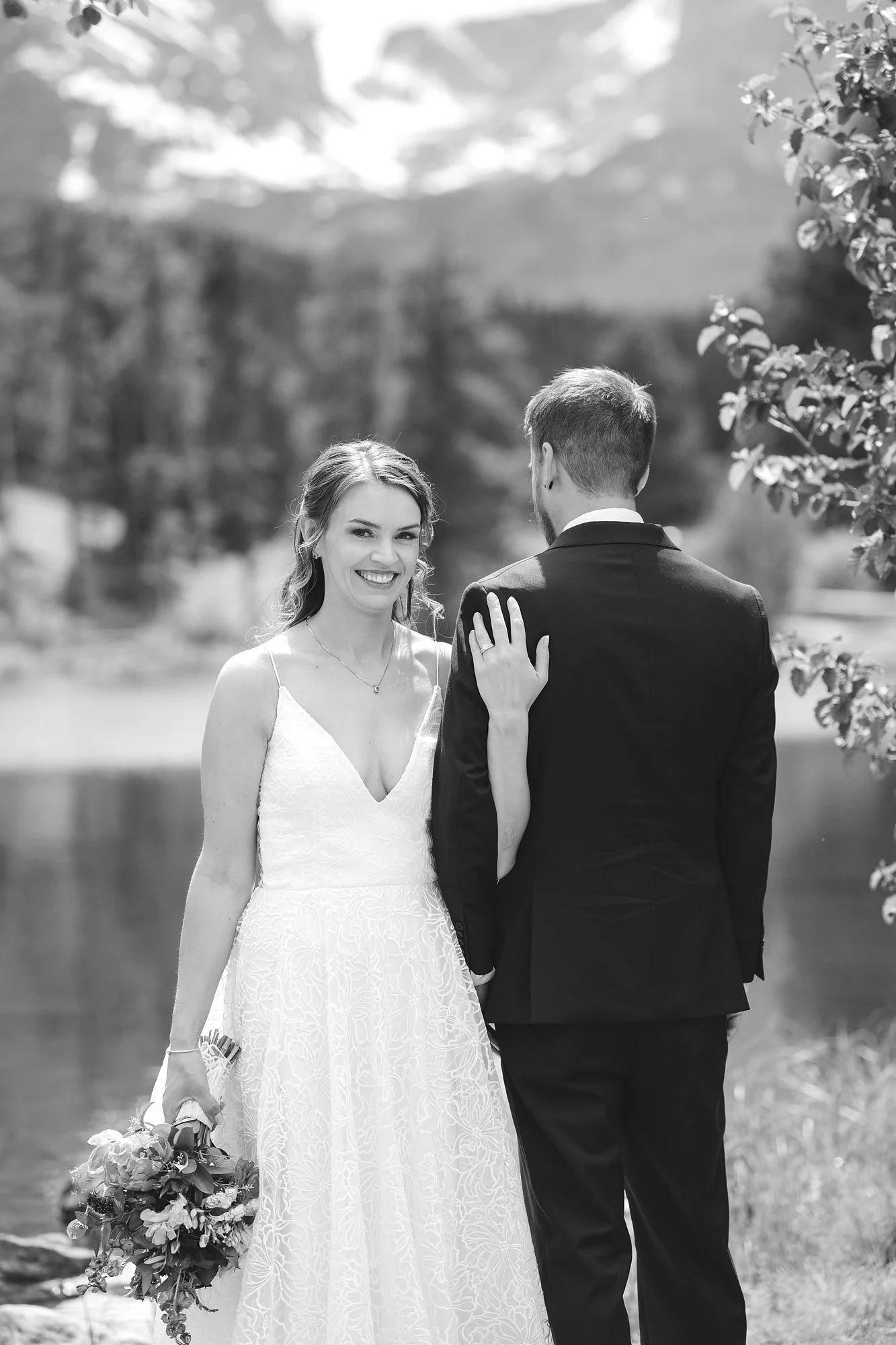 WEB-BrittanyZachMicroWedding-06.06.26-706.jpg