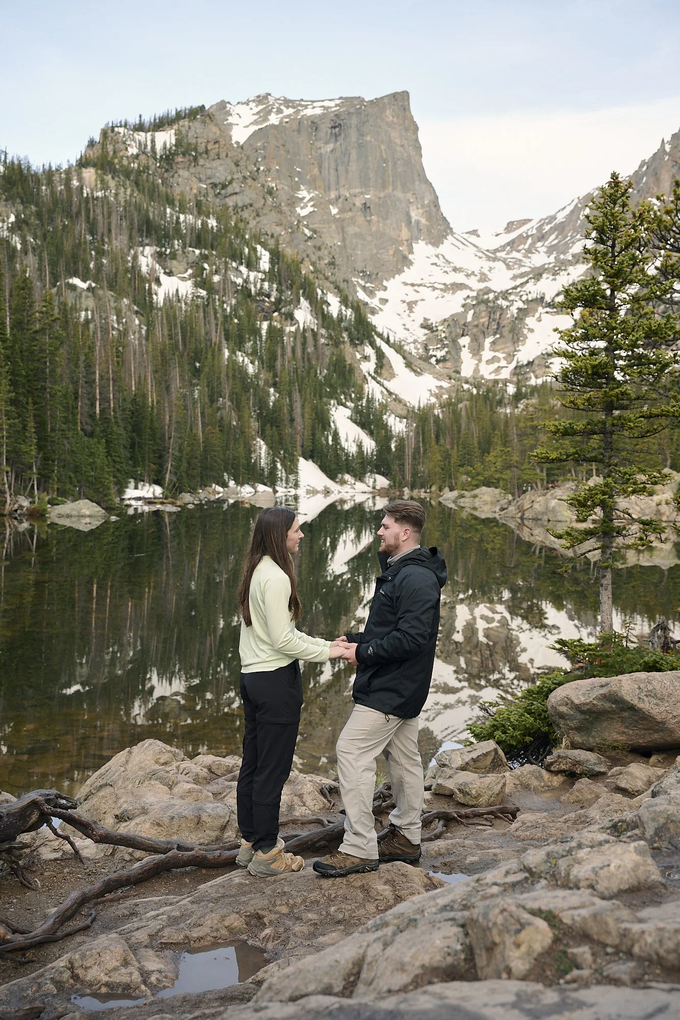 surprise-proposal-estes-park.jpg