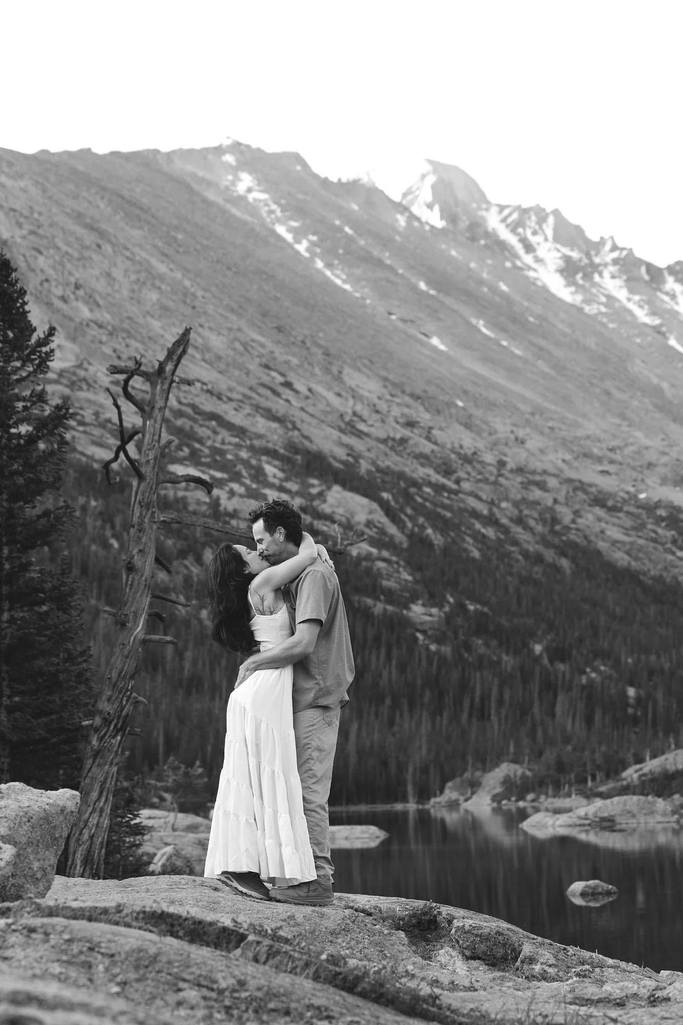 WEB-SamanthaCalebEngagement-06.15.26-113.jpg