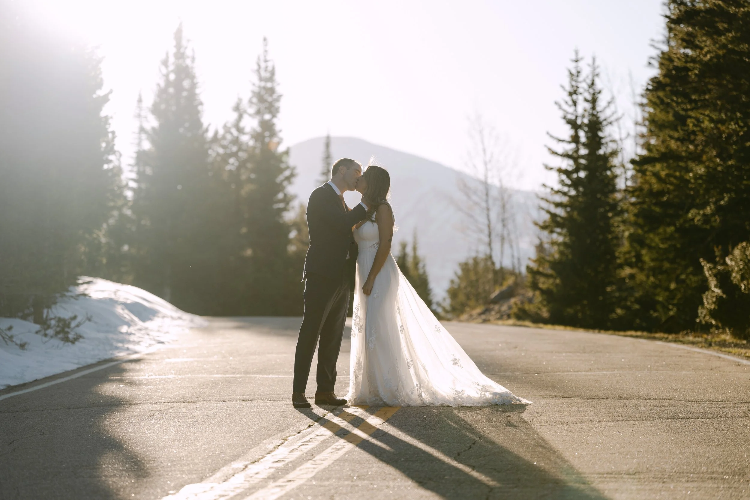 Elopement or Microwedding: Which One Fits Your Day?