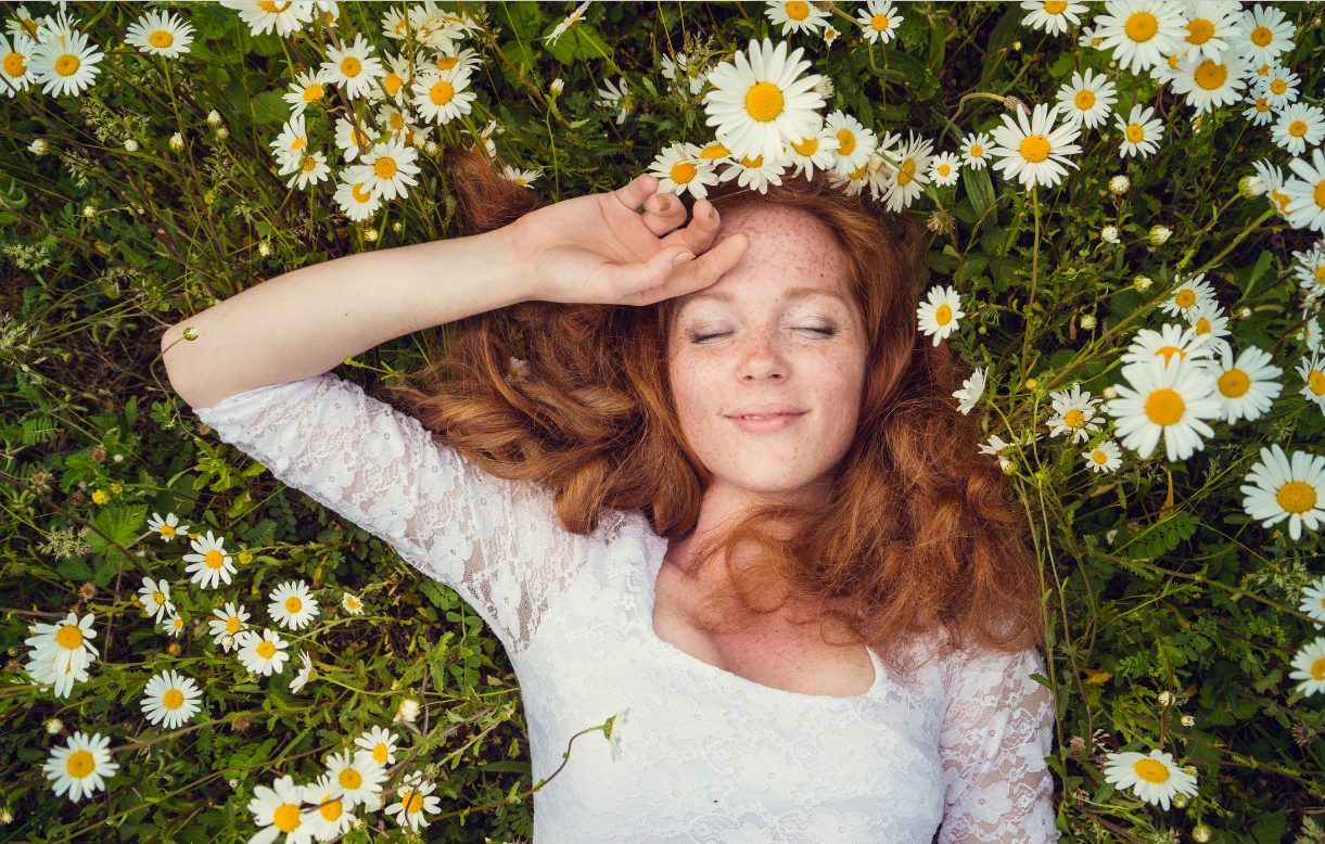 Life coach helping you uncover your courage and reconnect with joy.
