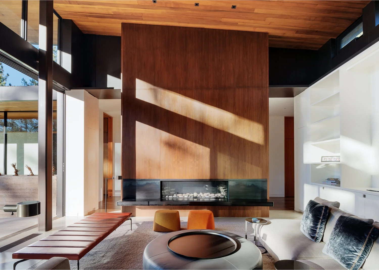 MODERN MOUNTAIN RETREAT