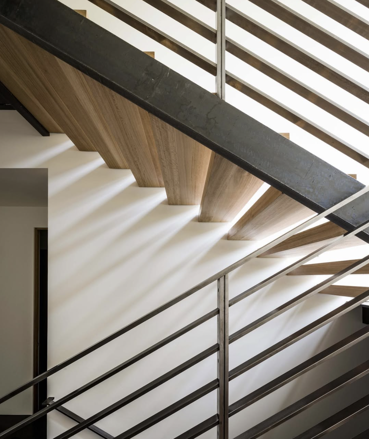 stairs close.png