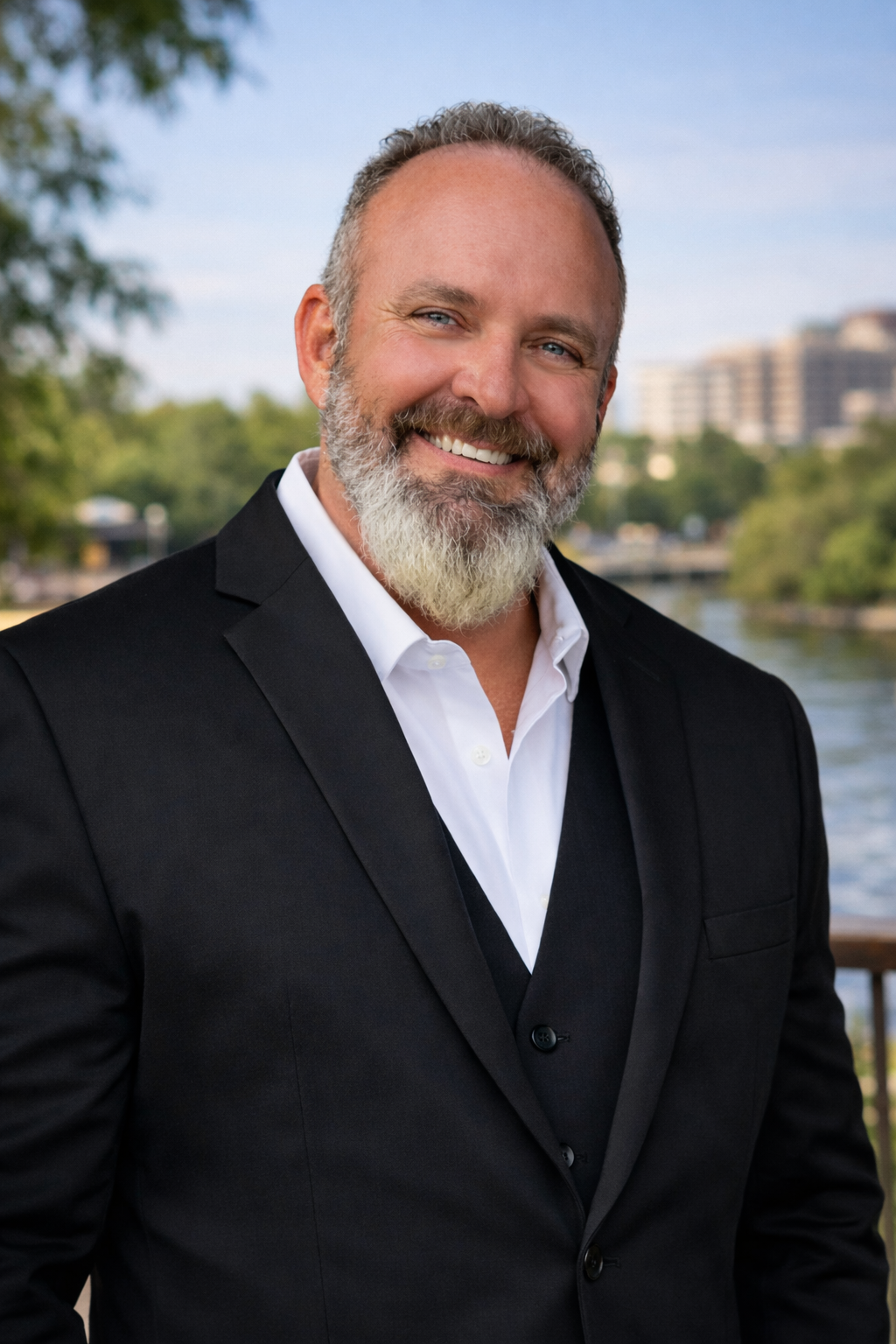 Jeremy Schmid is the licensed contractor at Schmid Construction with over twenty-five years of experience.