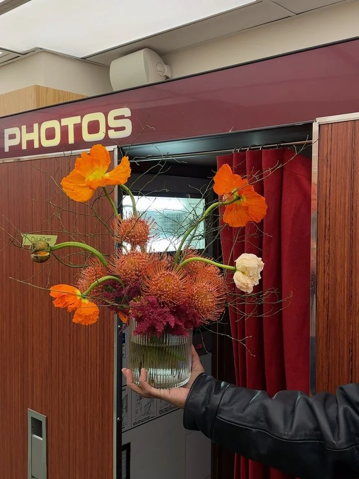 Warda studios and @dualipa both love a good poppy flower! 

Our custom arrangements we gifted to our friends @unclexstudios - our favourite store on ossington 😉
