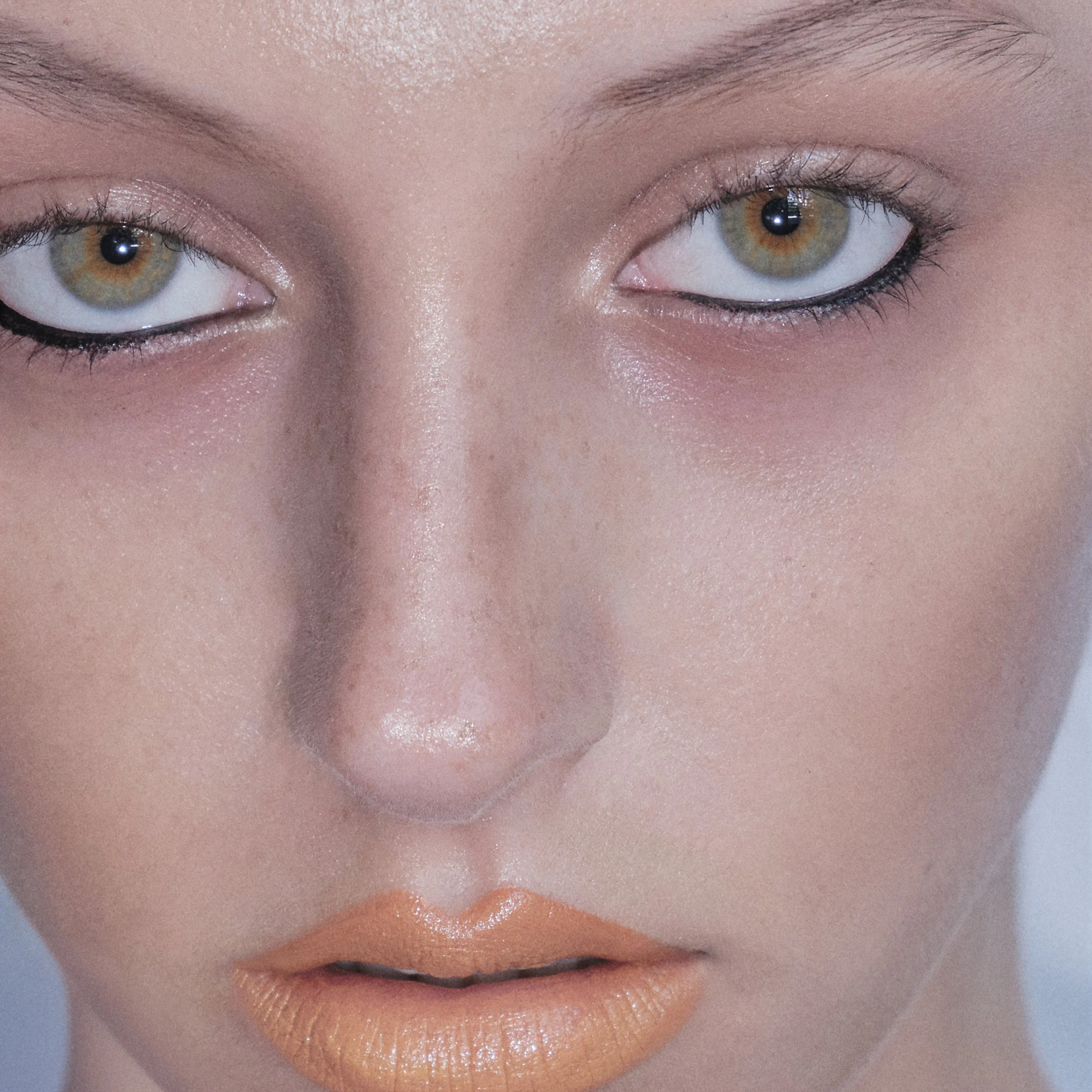 ELLIE_LA_BEAUTY8394+1+1.png