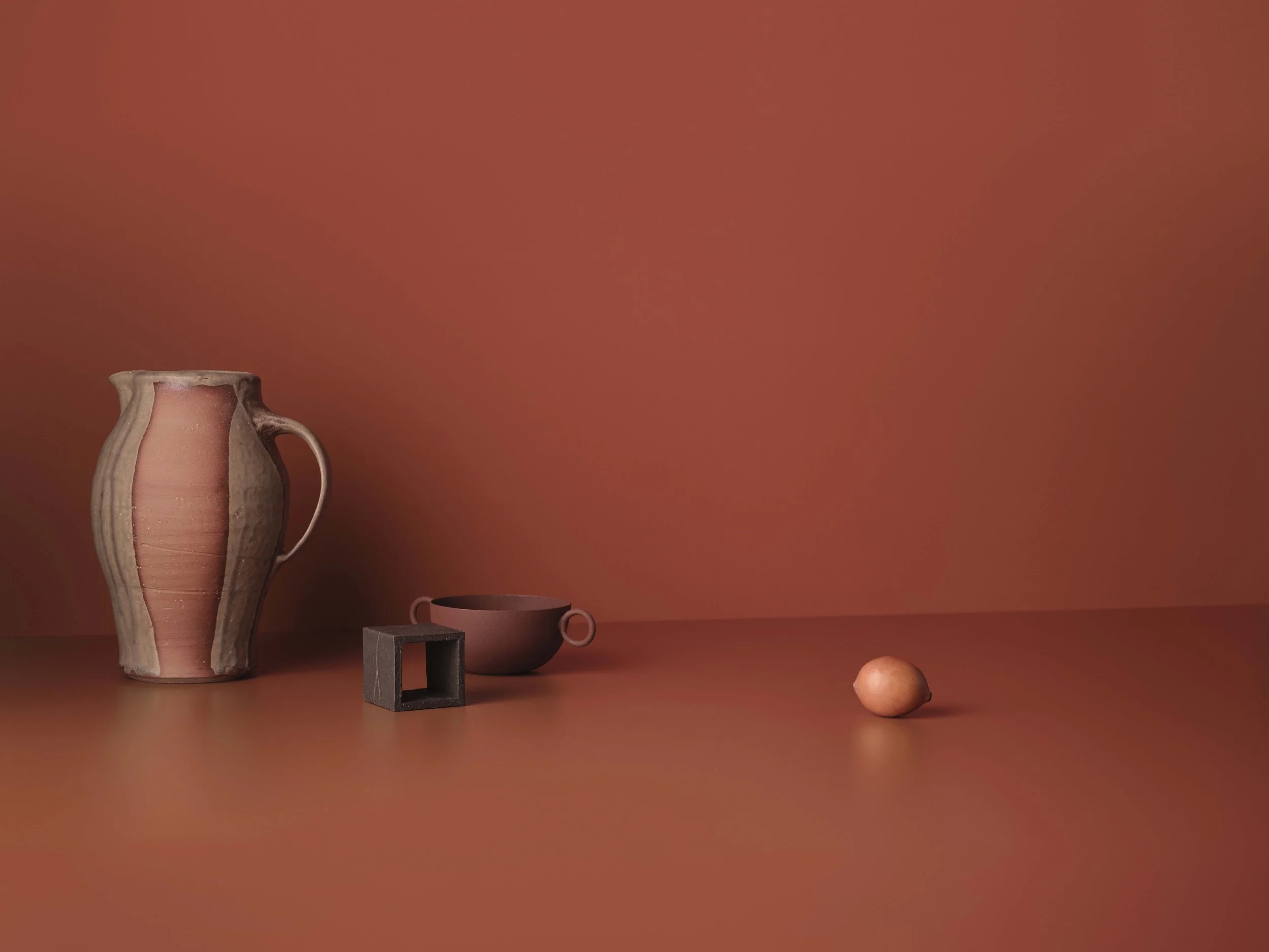 LaminexDuluxShoot_Laminex_RedCentre_DuluxHotChillie_Landscape_web.jpg