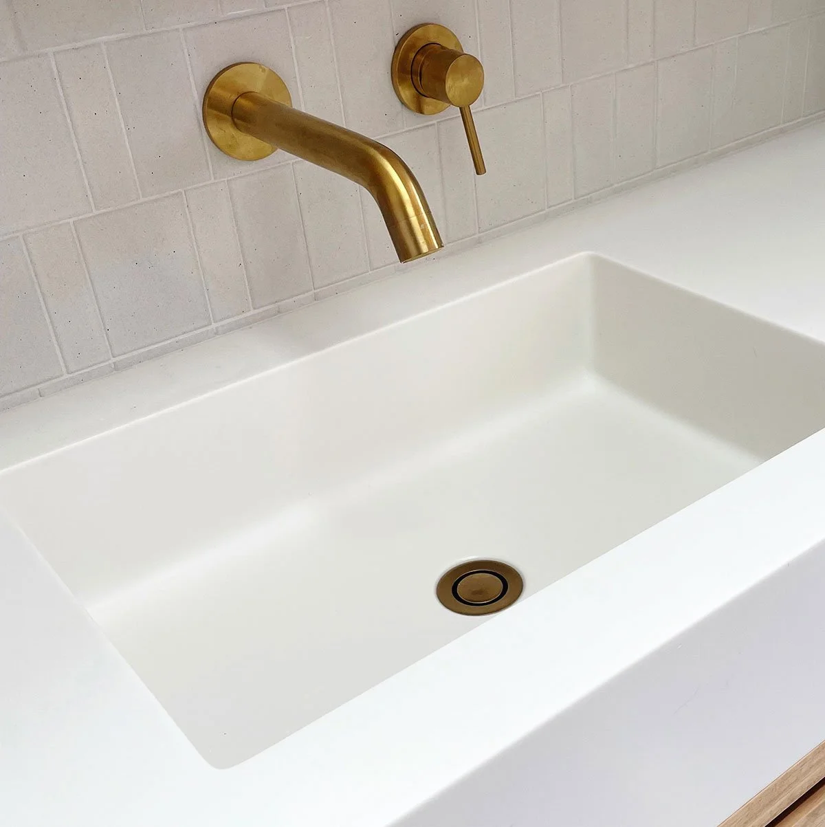 Corian 8720 Basin Undermount