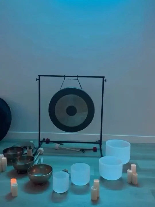 Thank you for having me as your guest sound practitioner @surfsalutations!! What a lovely group and lovely space you have cultivated there 💙🩵

And thank you @alexoxo_garcia for sharing these with me! 🤗
