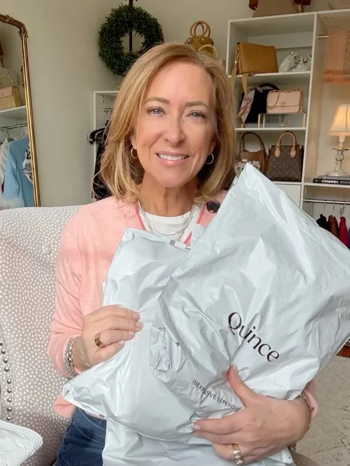 Quality without the markup 🤍 That&rsquo;s why I keep reaching for pieces from Quince.

If you&rsquo;d like a link to the items I purchased, comment the word SHOP and I&rsquo;ll send it right away!

Affordable fashion, petite style, style over 50