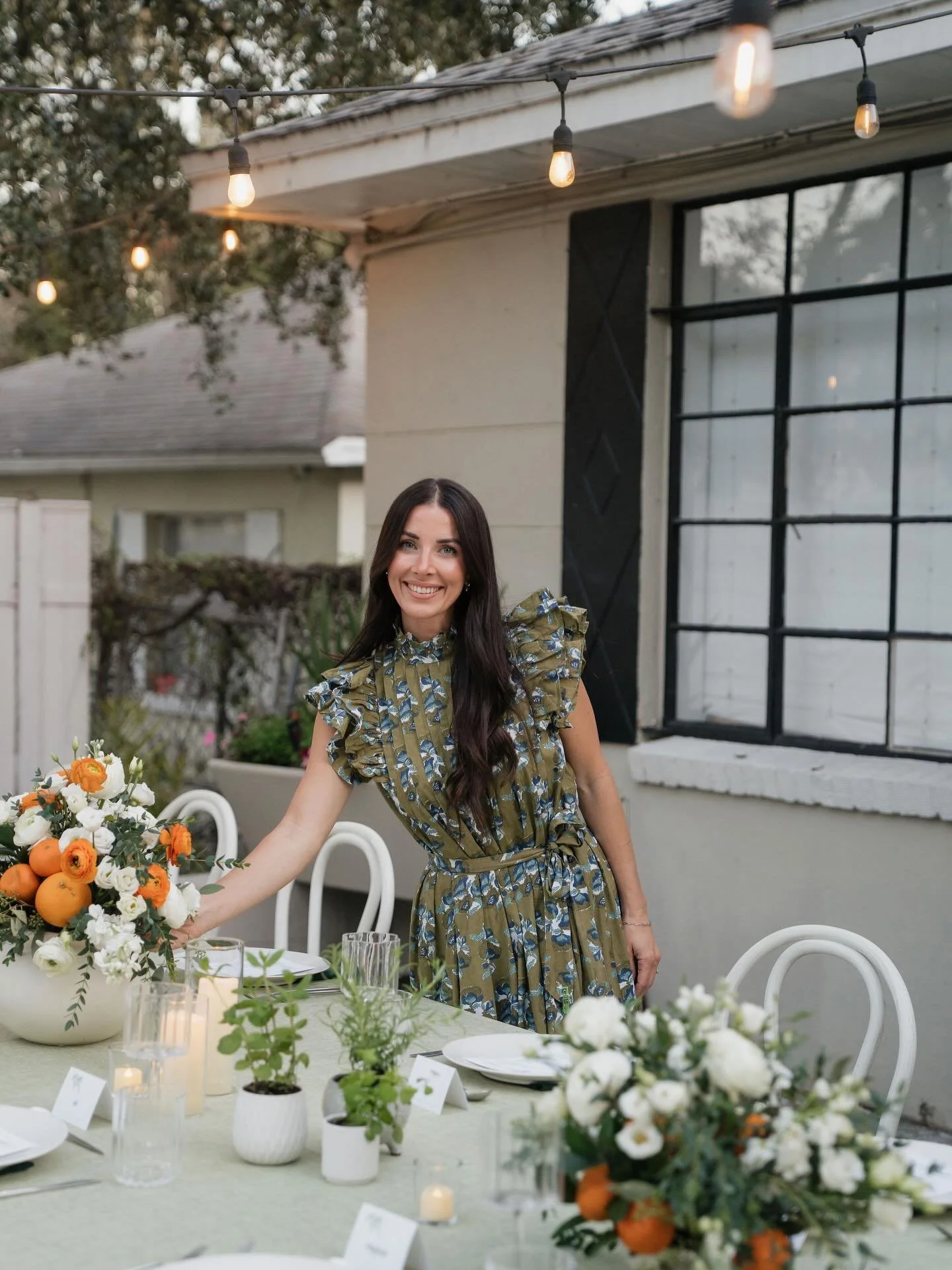 Still dreaming about these details 🍊

I had the best time planning and designing this @sprouts media dinner. The goal was to create a cozy, approachable, yet refined dinner party with subtle, thoughtful branding. A small group of media and influence