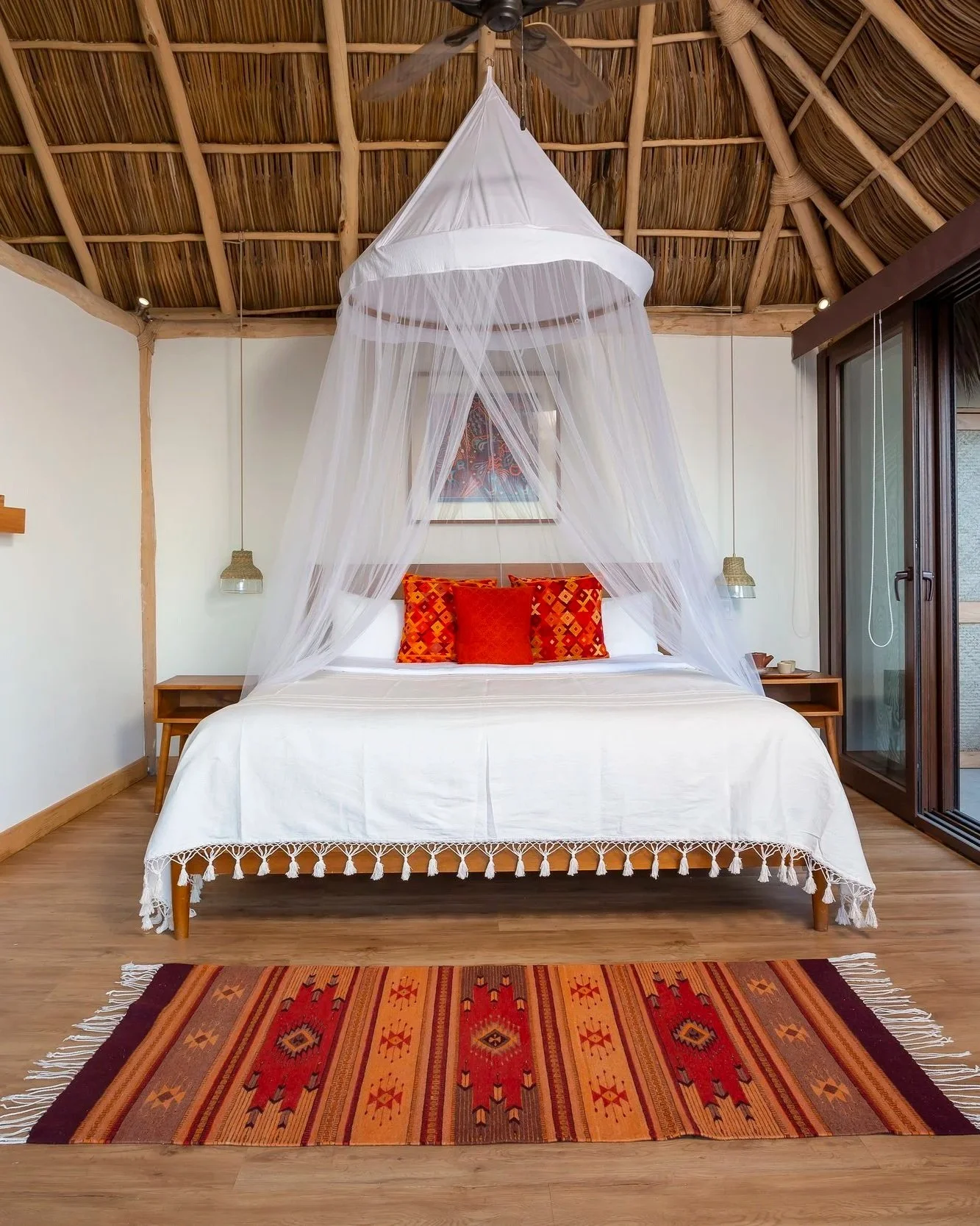 Rooms-Casita-02.jpg