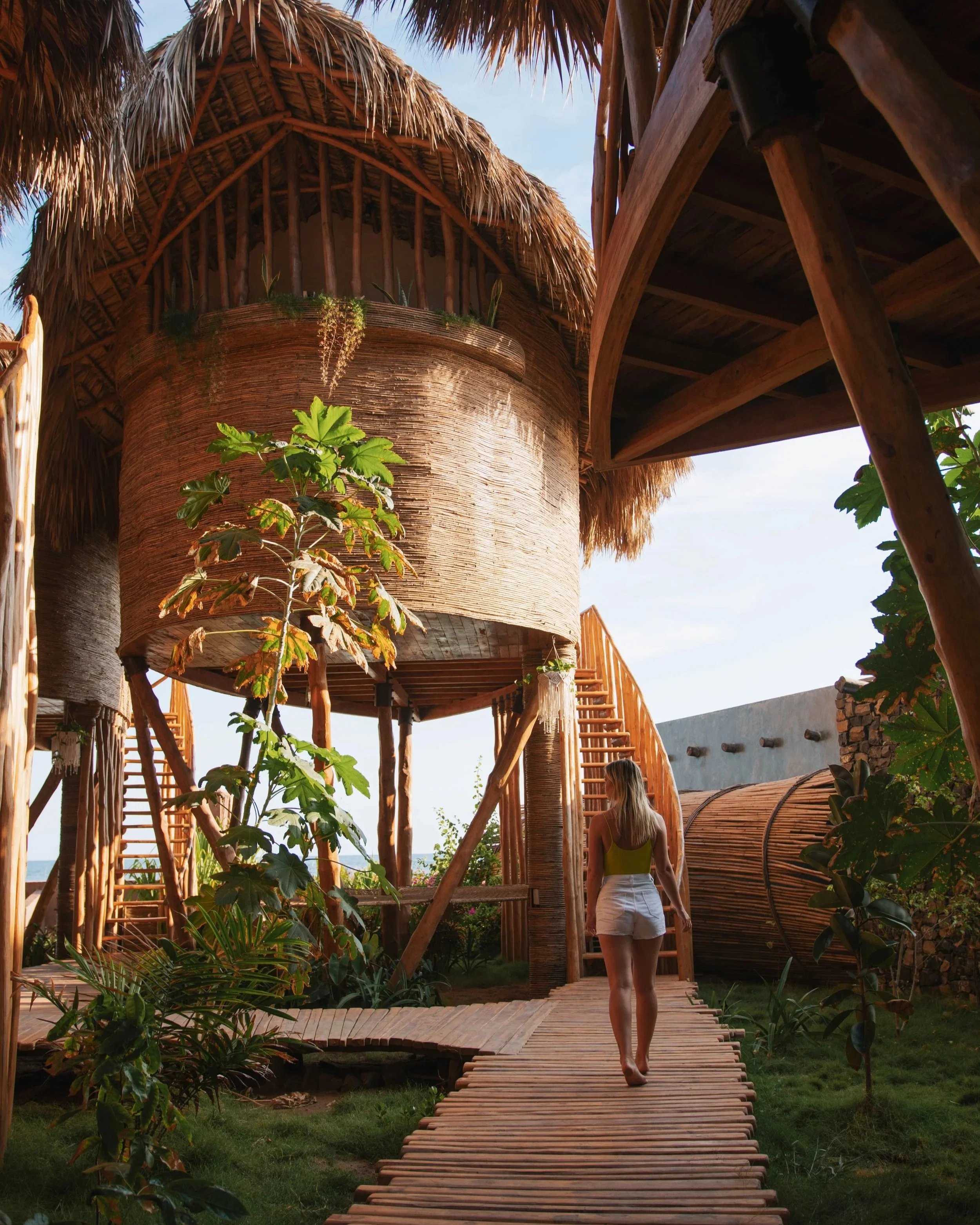 mizata-retreat-tree-house.jpg