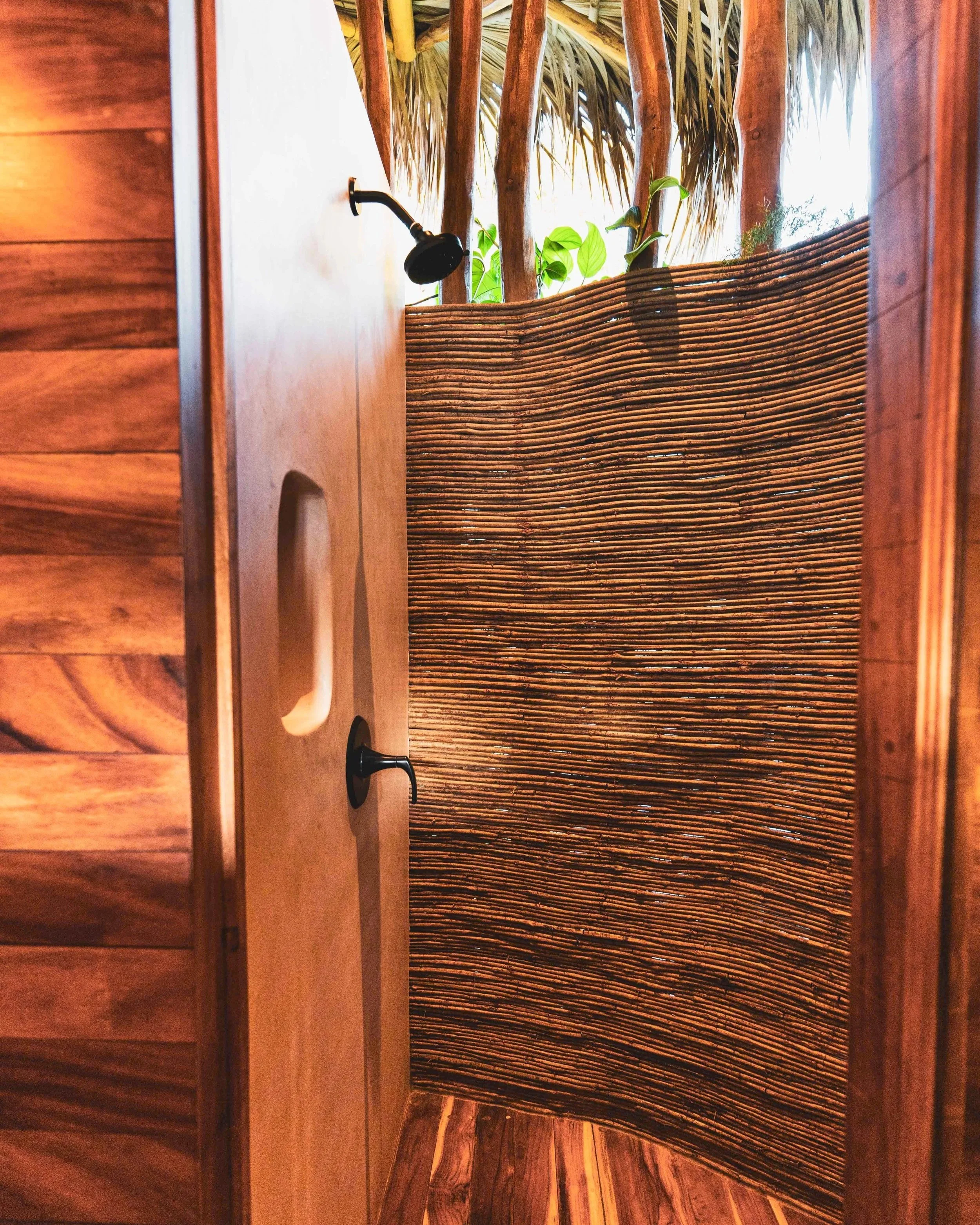 shower-tree-house-el-salvador.jpg
