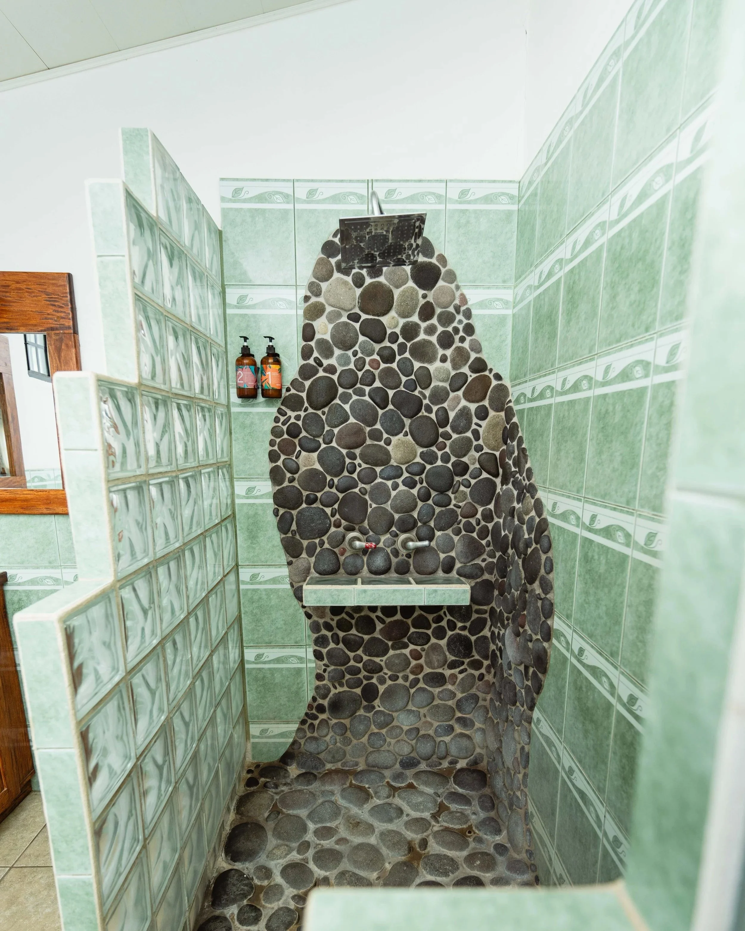 el-salvador-retreat-shower.jpg