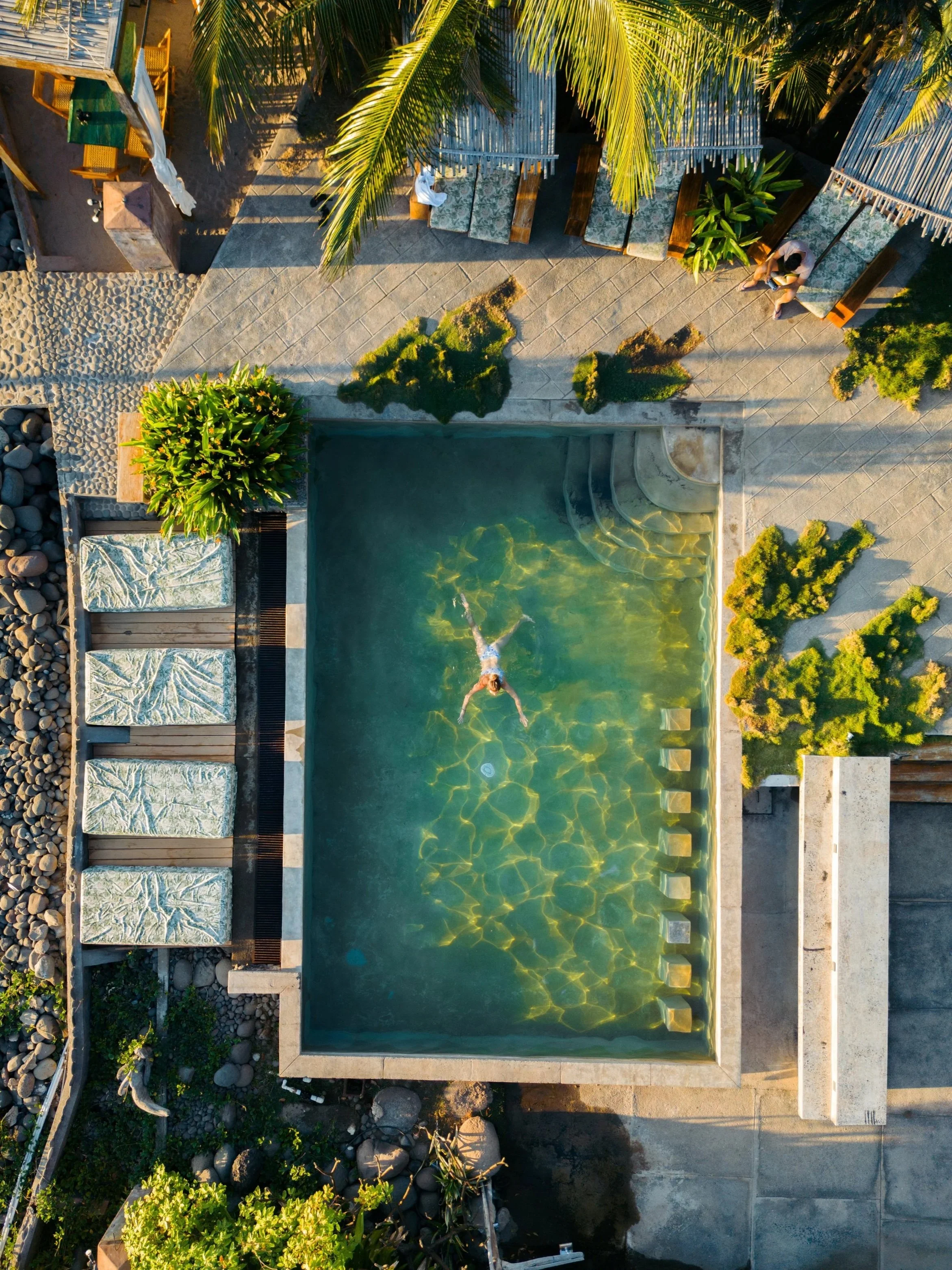 mizata-retreat-pool.jpg