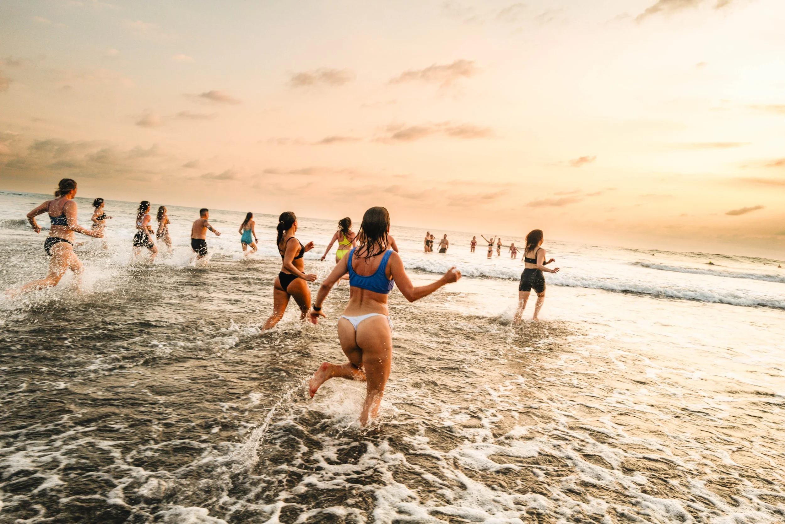 women-retreat-ocean.jpg