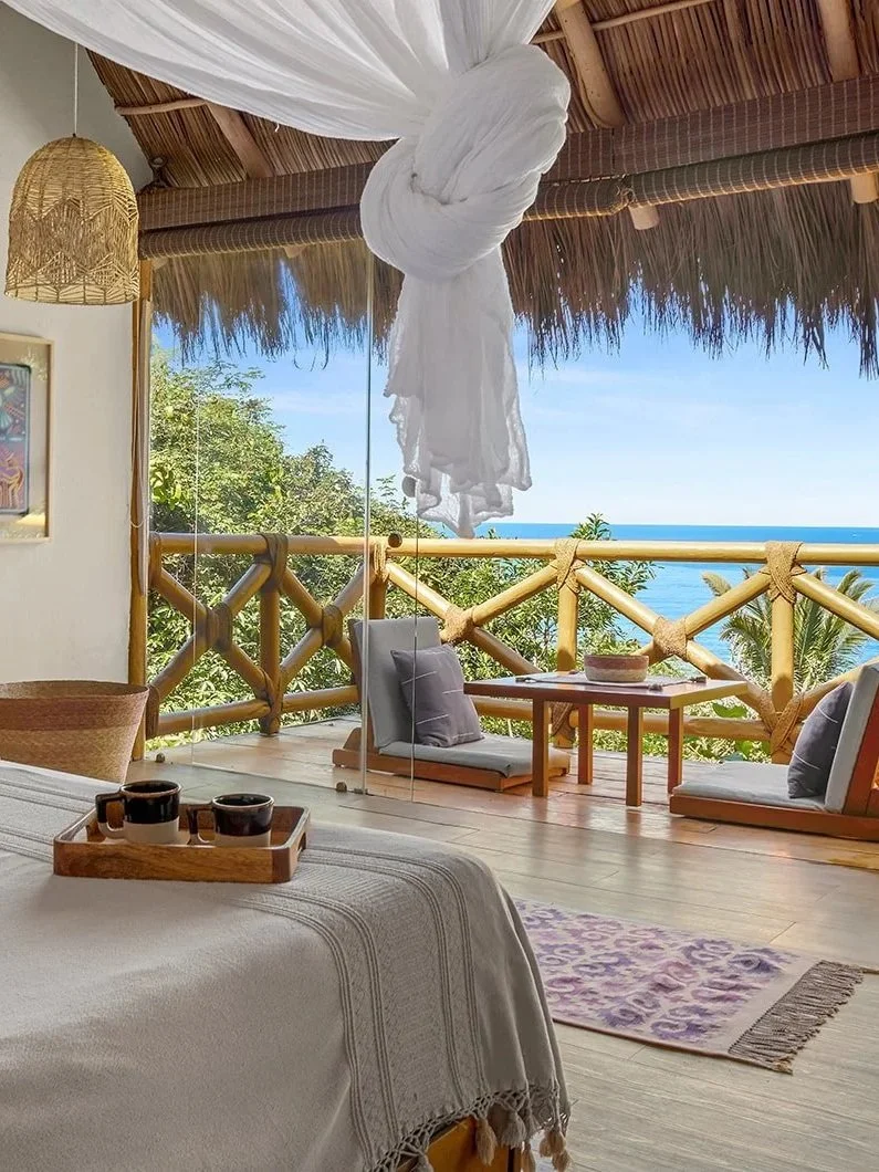 Eco+Chic+Suite+AC+3.jpg