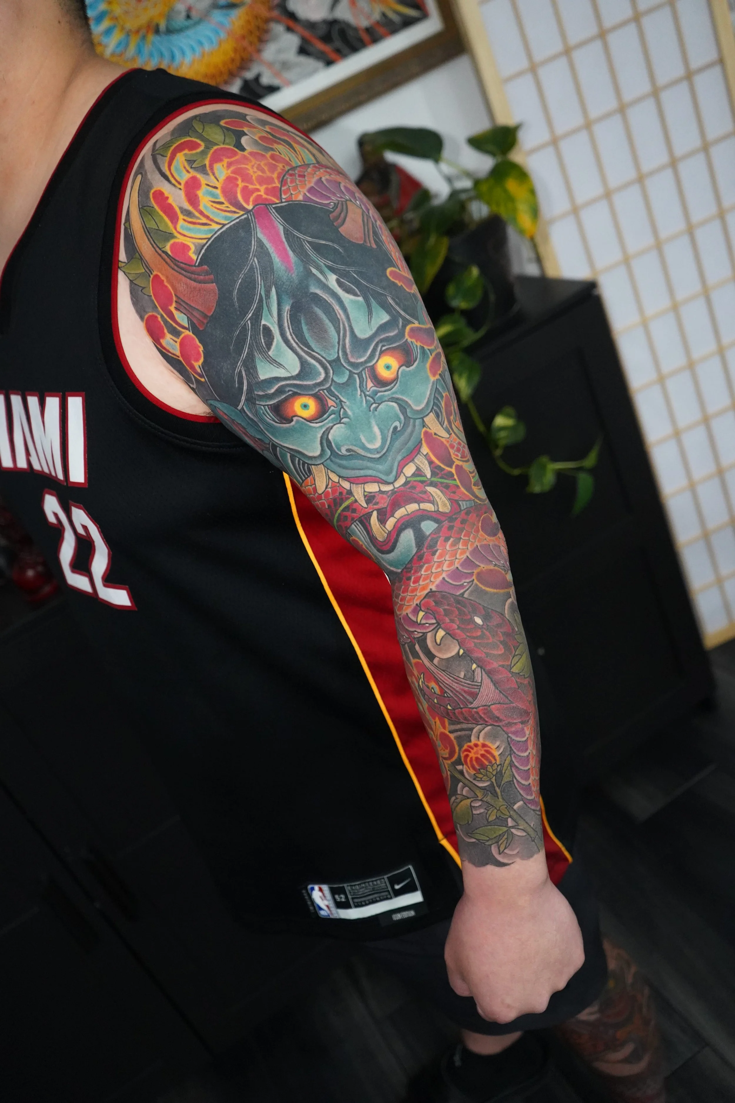 28 hannya chrysanthemum sleeve.jpg