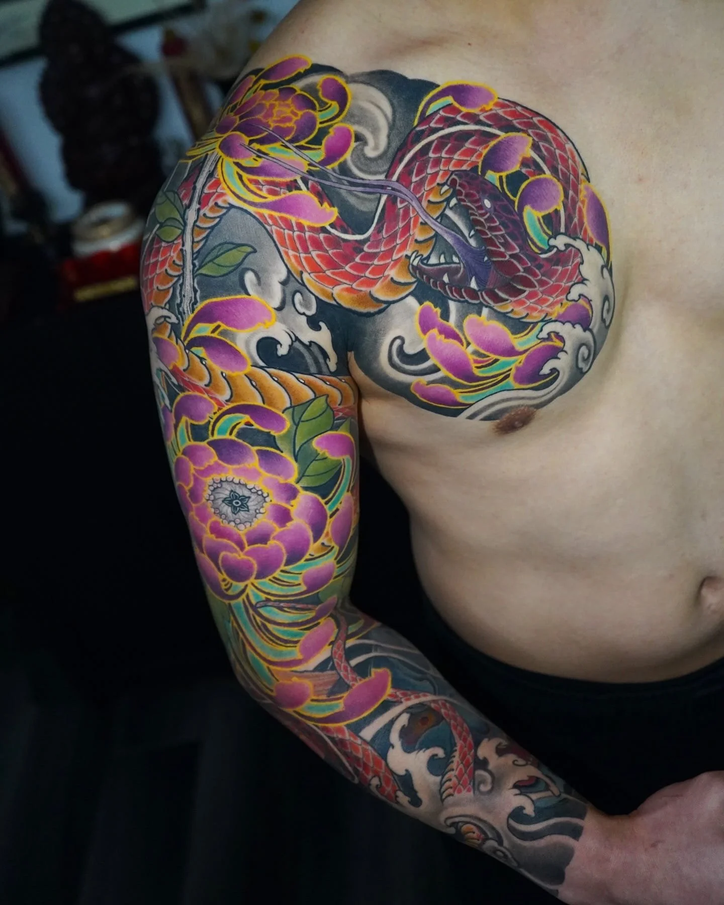 41 snake chrysanthemum  tattoo .jpg