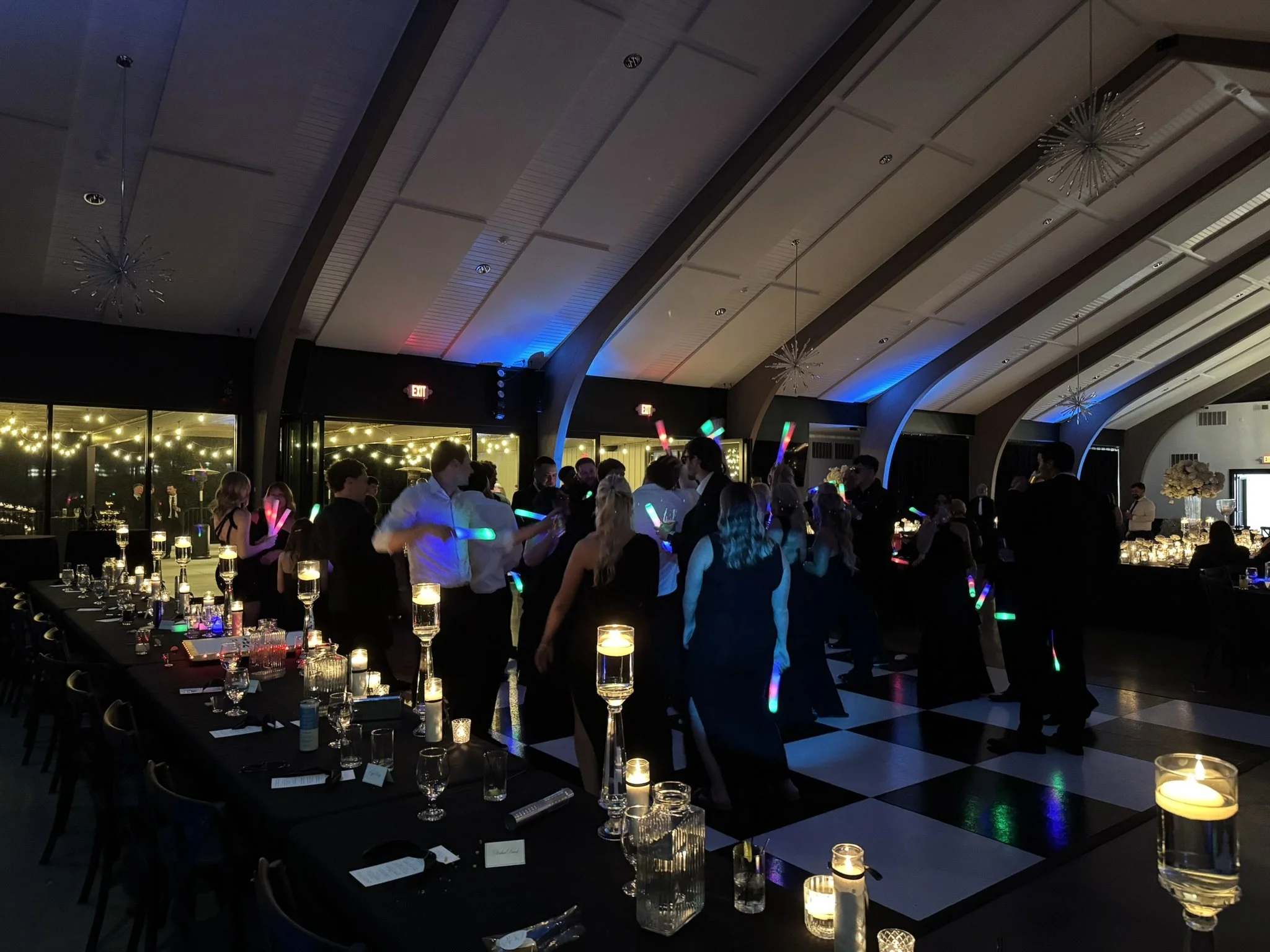 Columbus Wedding Reception Timeline: Music That Flows
