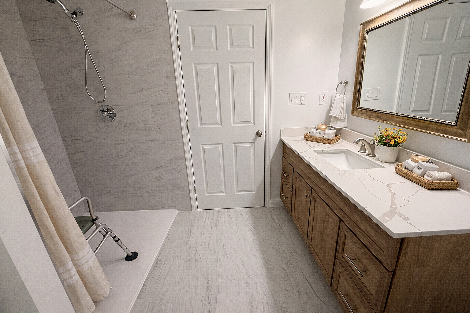 Private Suite 1 - Bathroom 