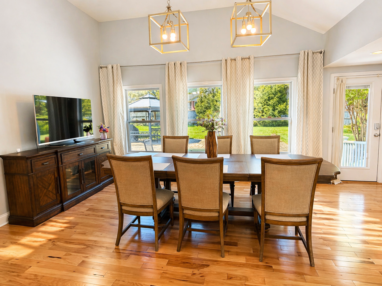 Dining Area overlooking the garden