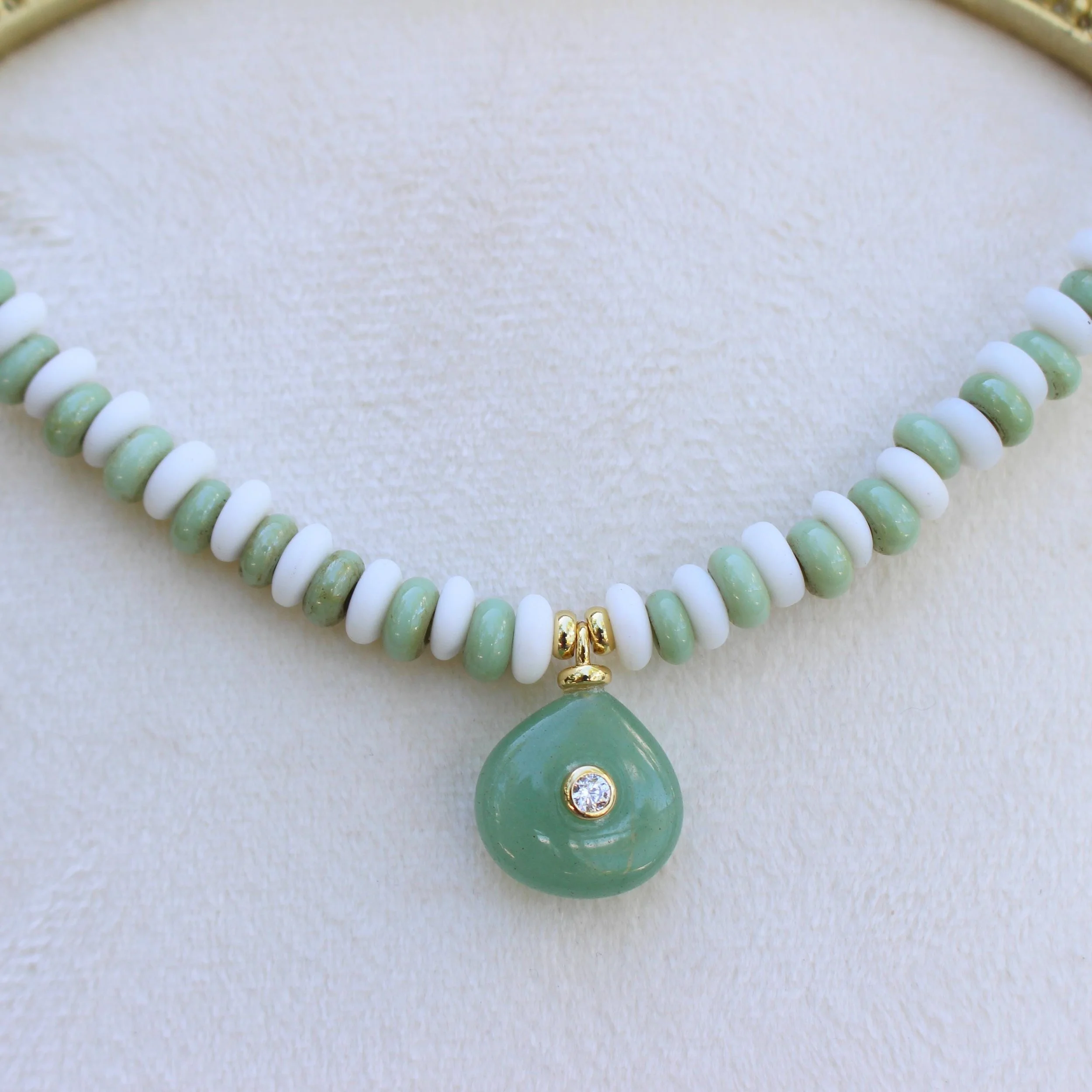 https://i.etsystatic.com/57106554/r/il/f75322/7101284265/il_fullxfull.7101284265_tcym.jpg