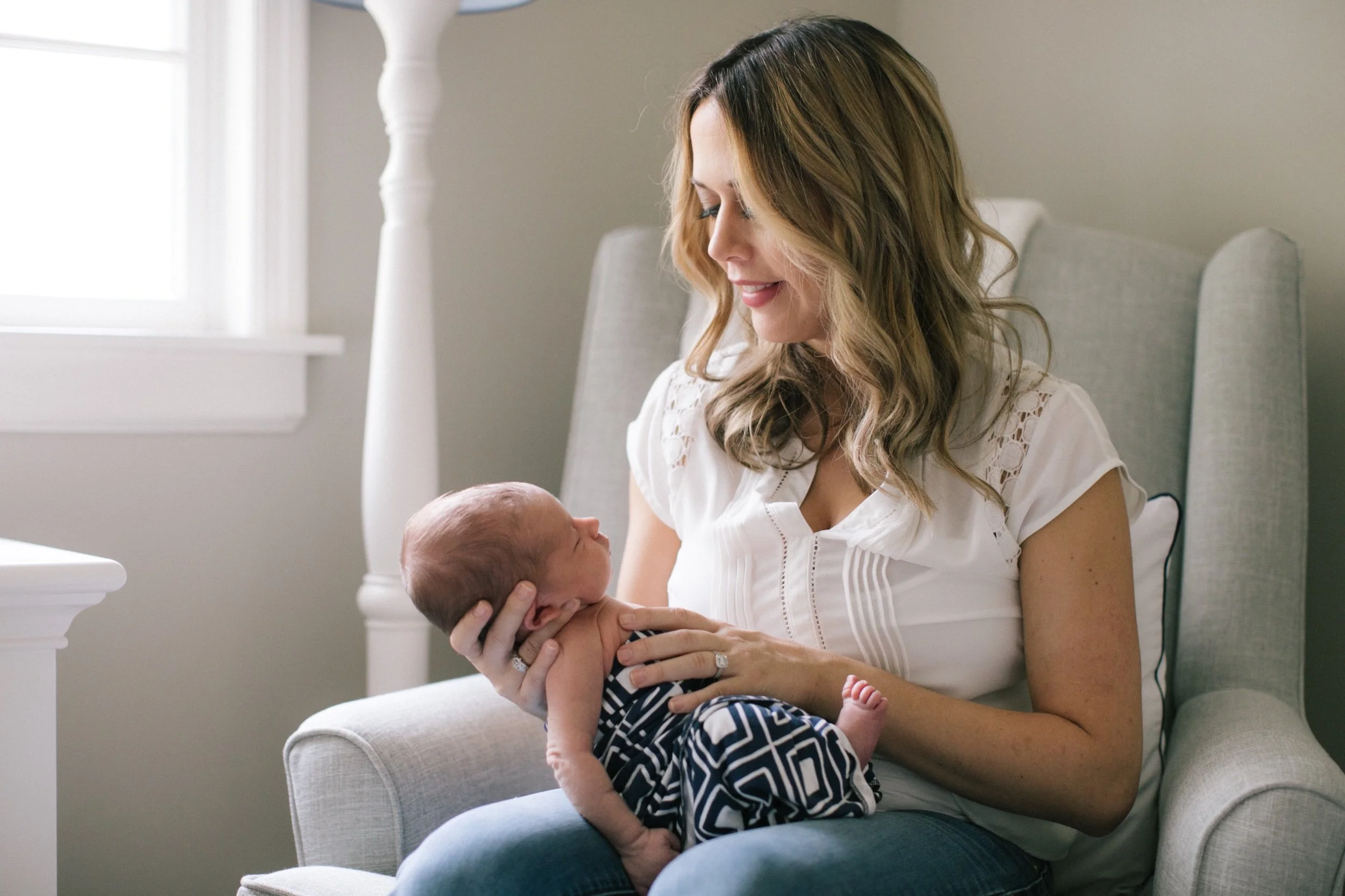 7 Ways to Create Work-Life Boundaries as a New Mom</span>