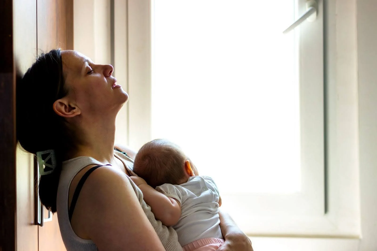 Navigating Postpartum Mental Health: A Guide for Self-Employed Moms