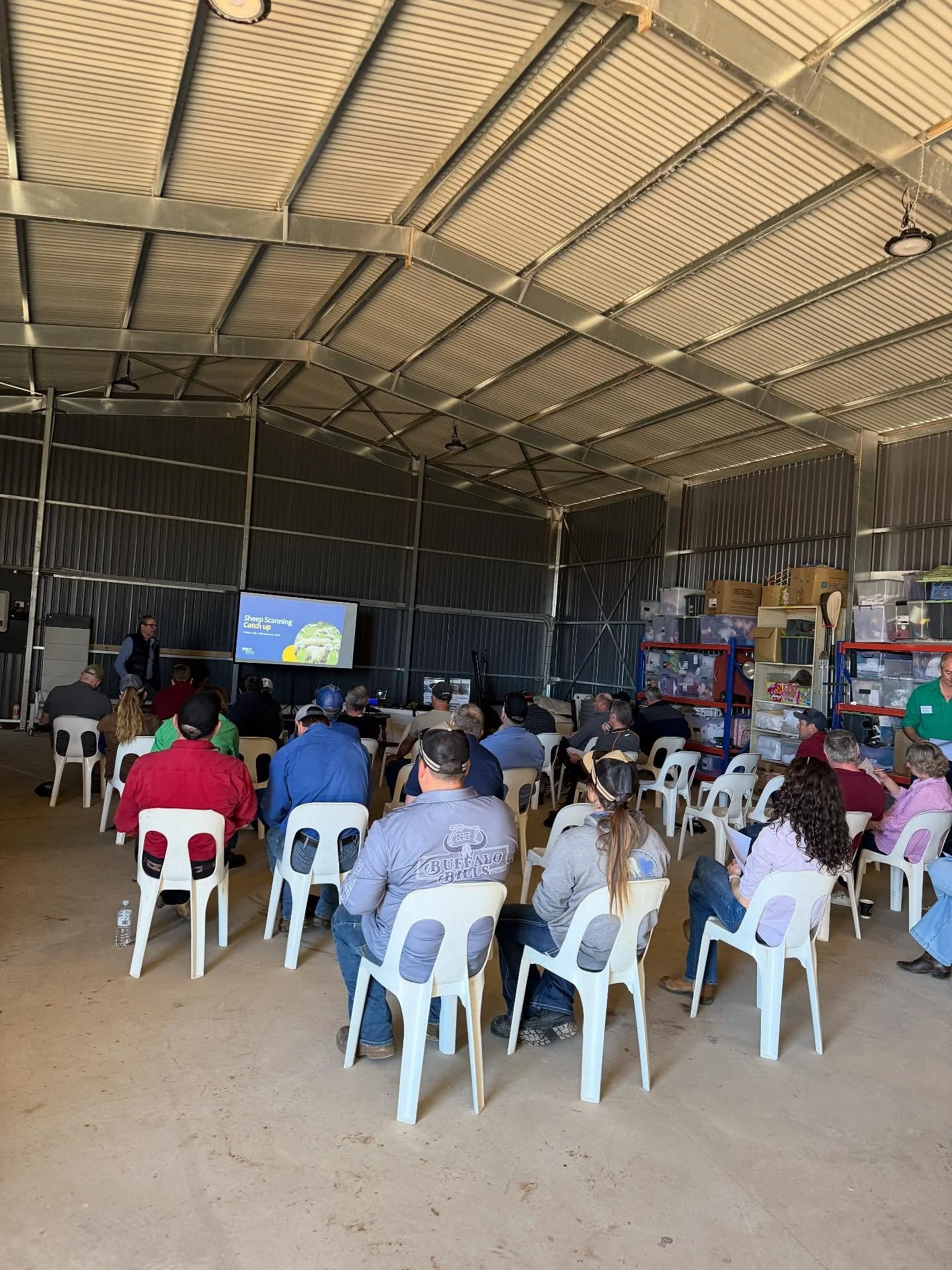 Enya and I had a very productive couple of days at Mildura this weekend, there are 160 scanners in Australia and 40 were sitting in this shed, the total sheep scanned by these 40 people this year was 6,150,000 averaging about 185,000 each . Some scan