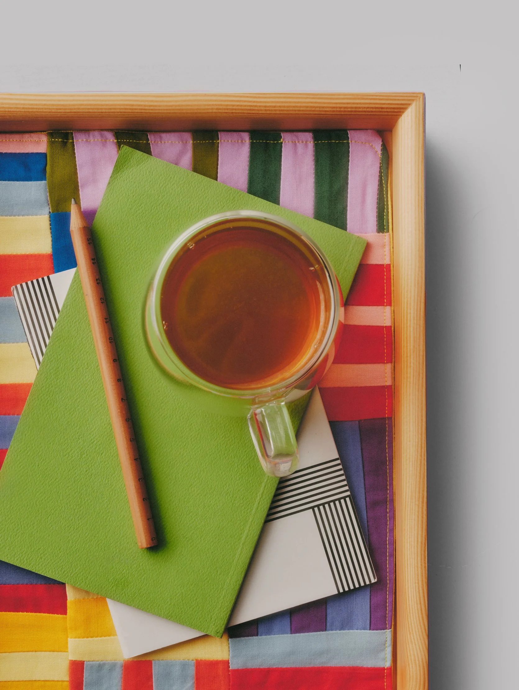 tray lifestyle 2 with liner.jpg