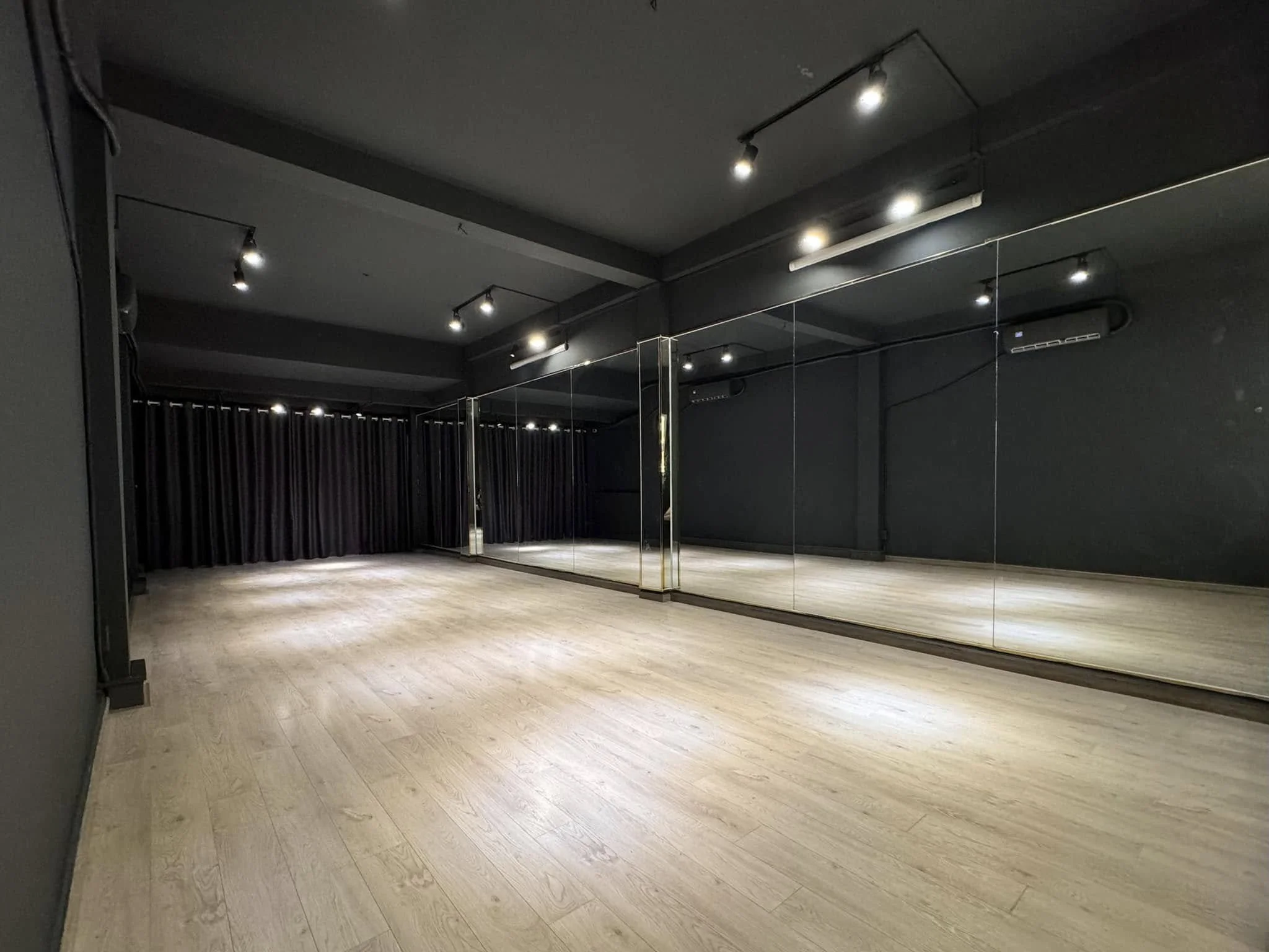 Sieng Yoga x Up Dance Studio 2023