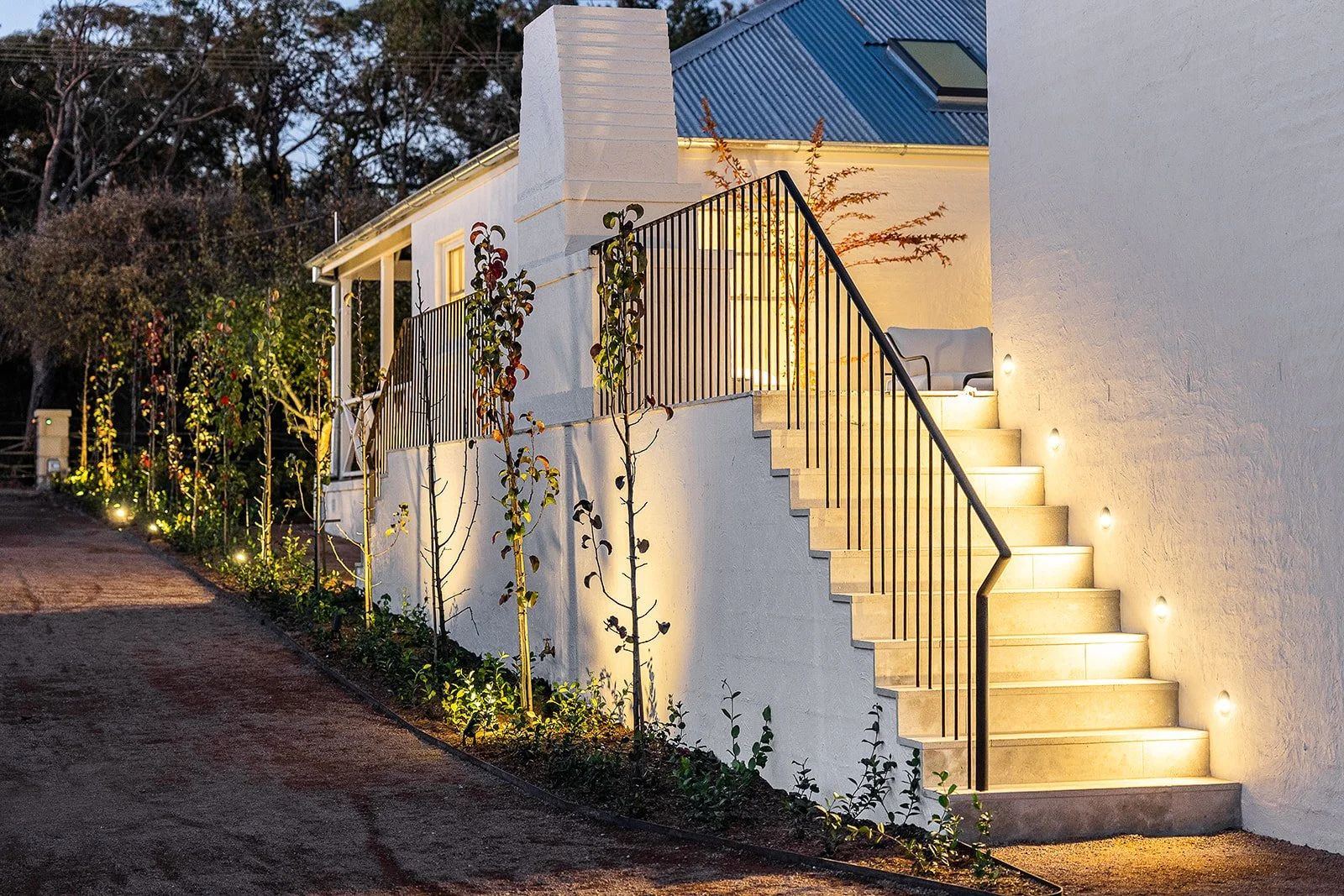 Merrigang_Constructions_Dusk_Apple_Street_Bodhi_and_Co_Media-21-Edit.jpg