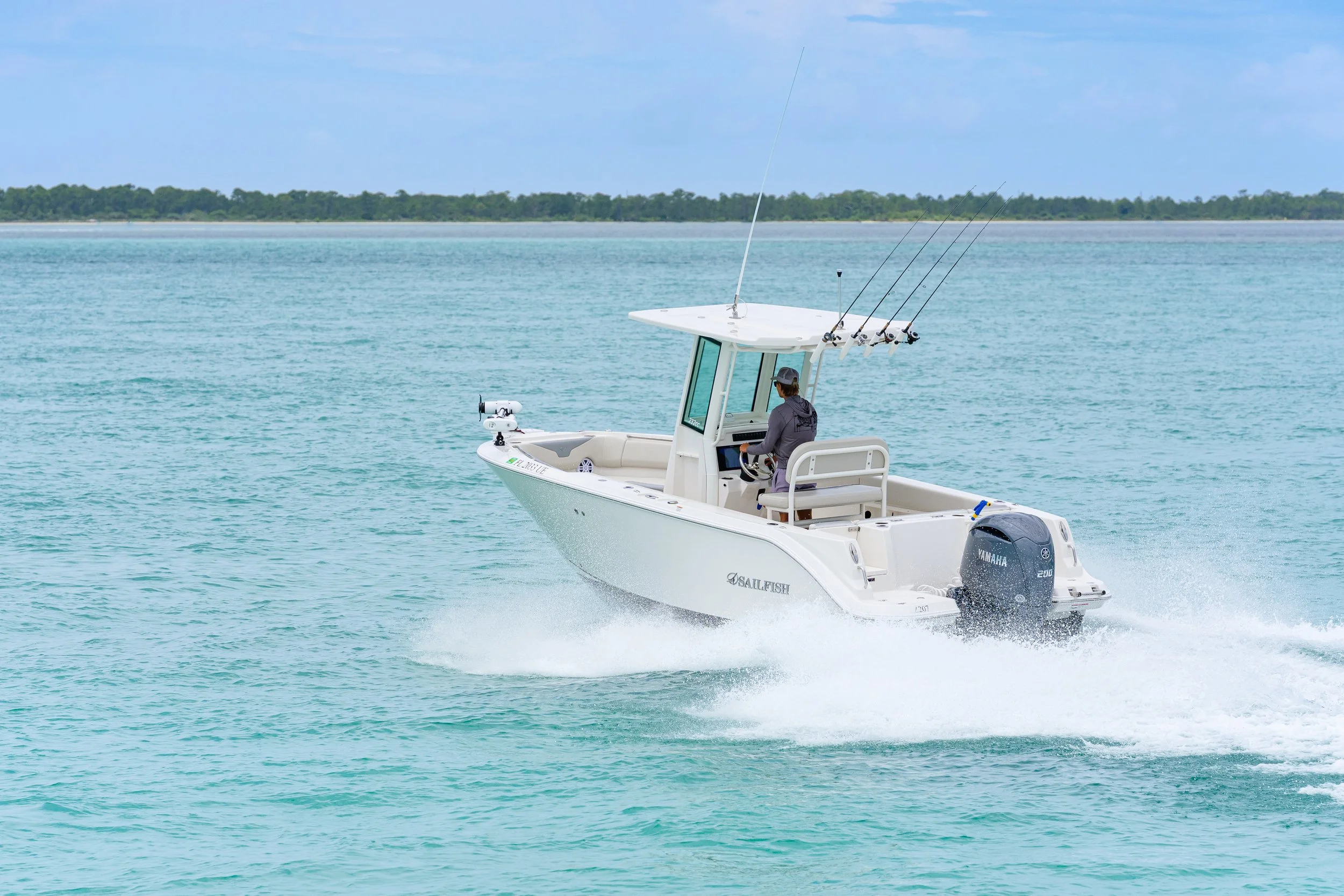 Legacy Boating Club - Blue Water Mornings on the New Sailfish 232 CC