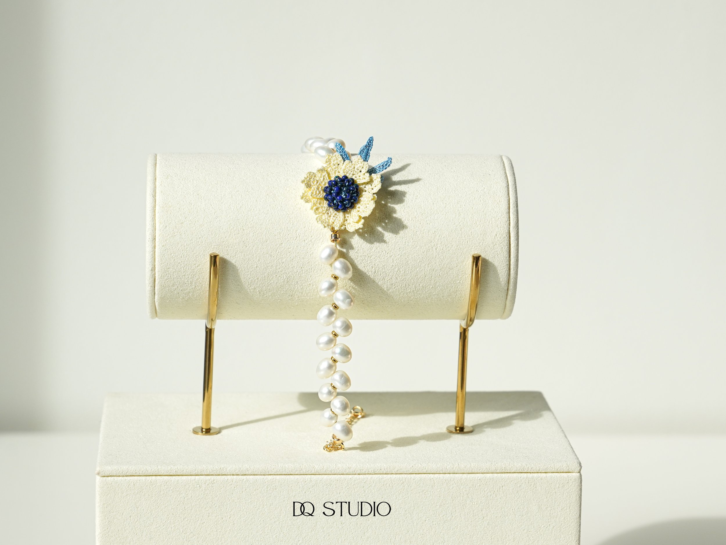 Whispering Petals Micro Crochet Coreopsis Jewelry Set Handmade Snake Eye Daisy Necklace&Bracelet with Freshwater Pearl Floral Botanical (Copy)