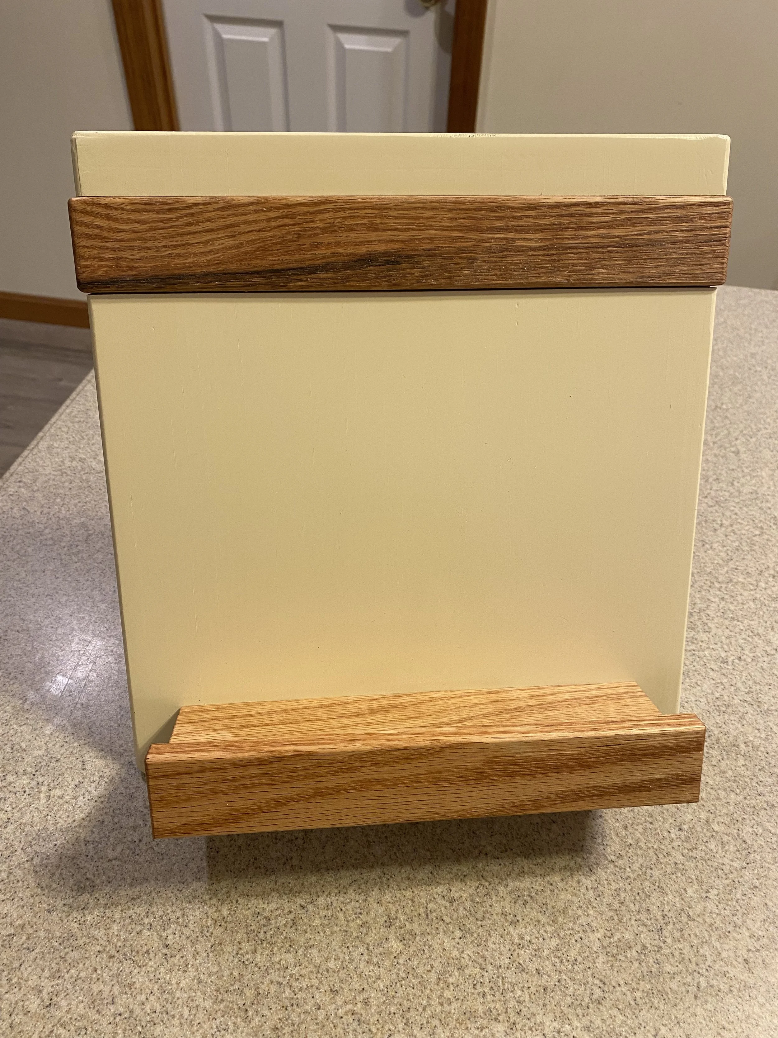 Cookbook/Tablet Holder