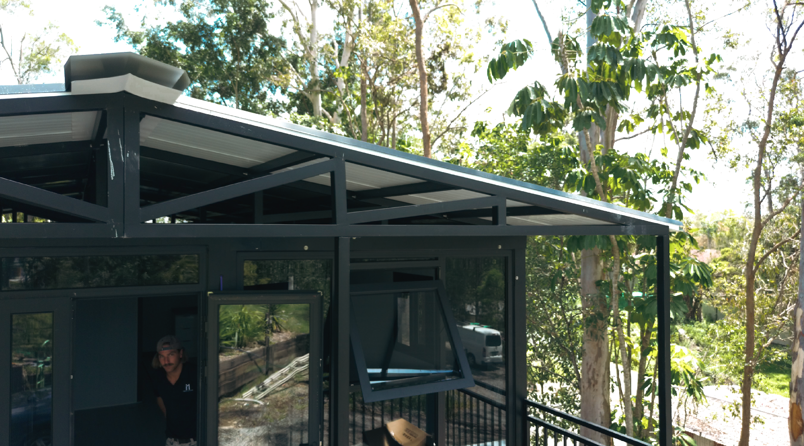 Photo of Tallai 30ft 240 Series 4