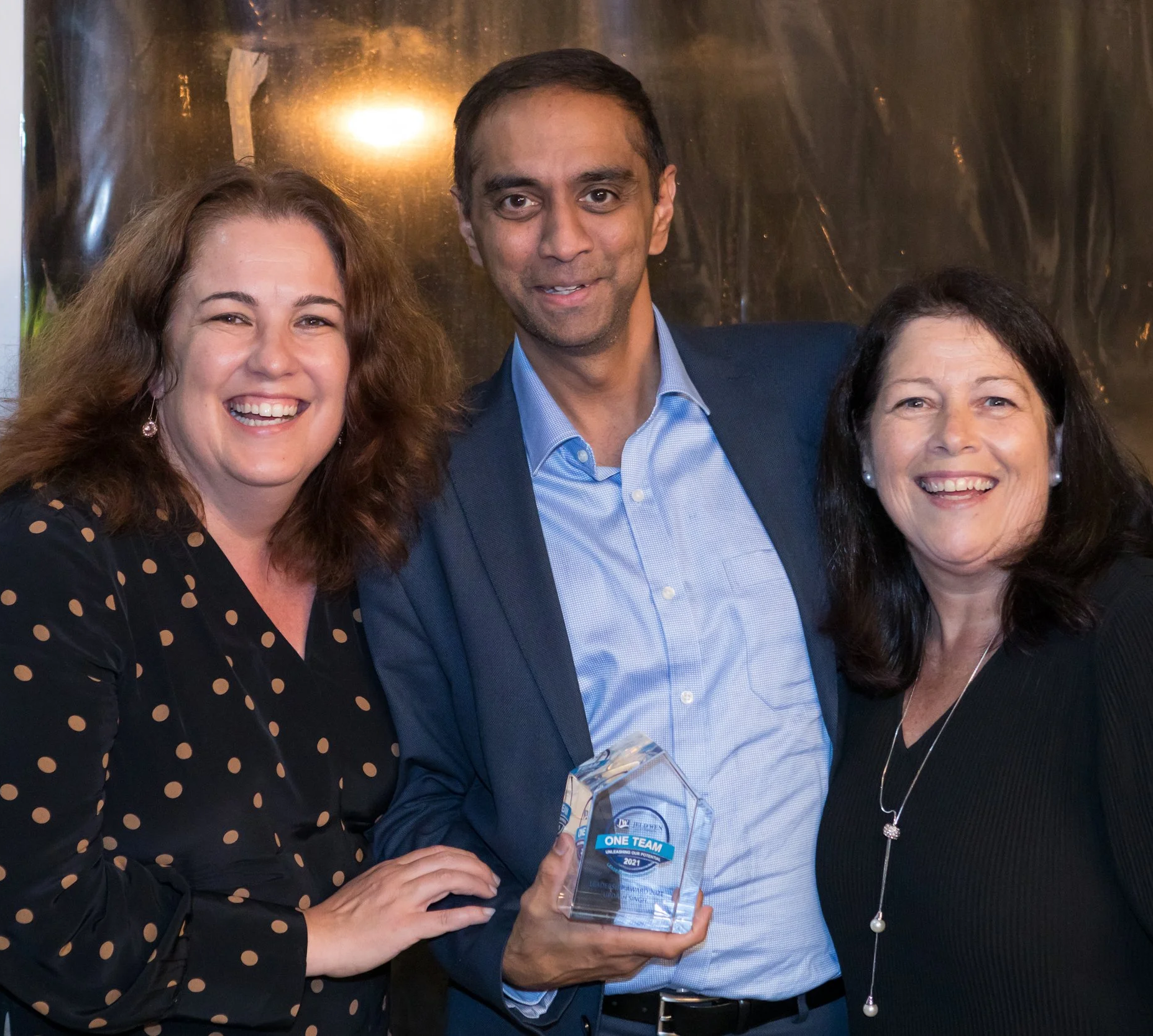 VENTORA CEO award winners celebrating.