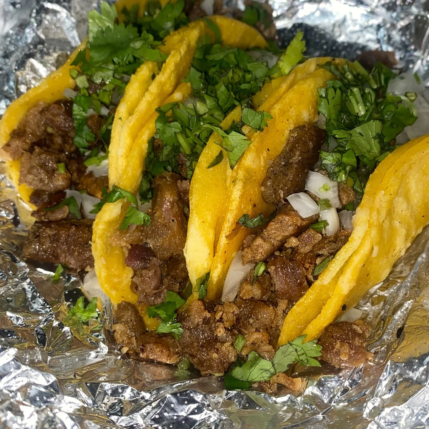 This Halloween, no dulces needed!
just tacos, limones, y pura felicidad. 
Swing by our place today and taste what everyone&rsquo;s haunting about! 
#SergiosMexicanRestaurant #FontanaEats #FontanaFoodies #InlandEmpireEats #TacoLovers #StreetTacos #Mex