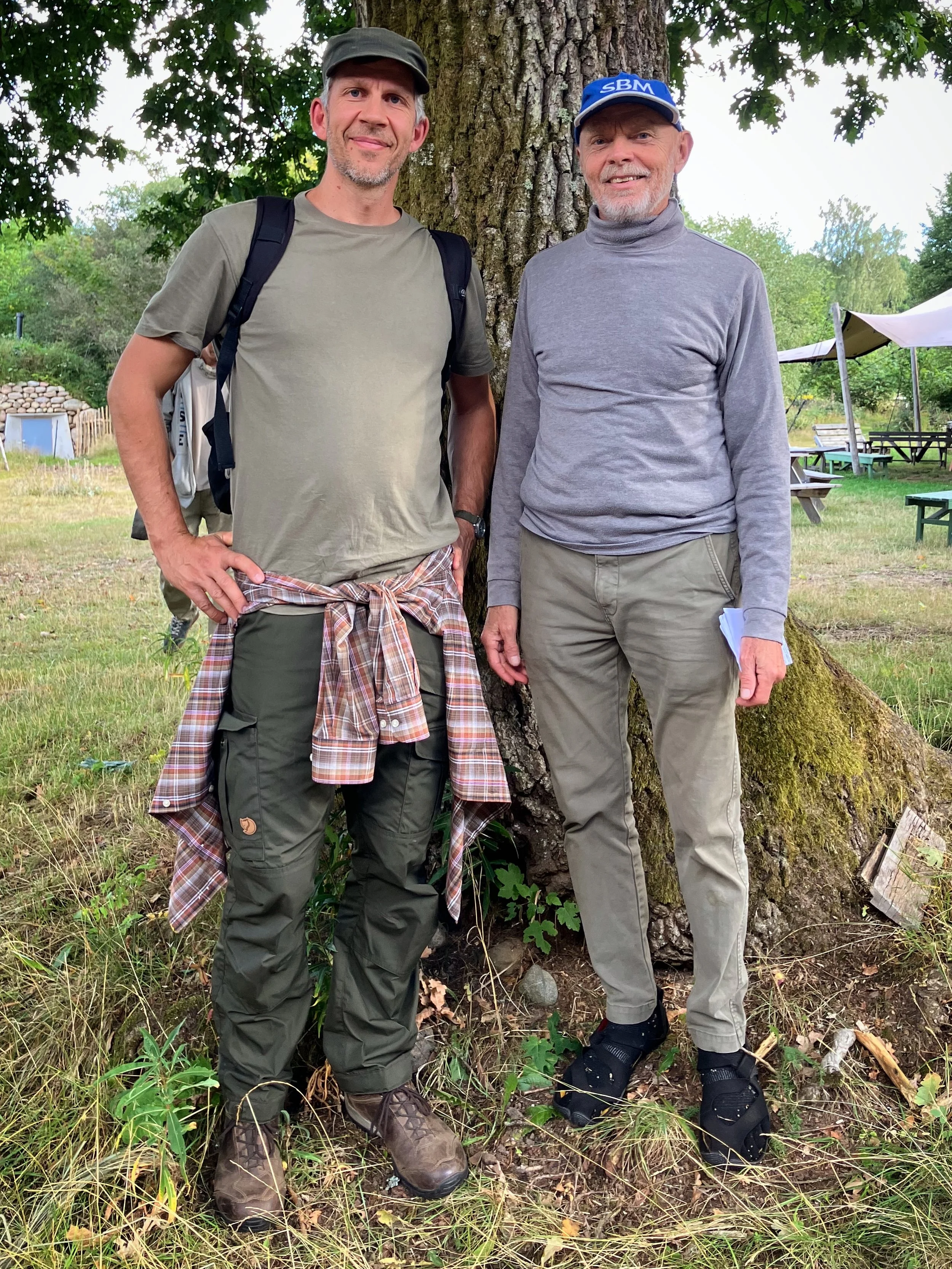 Tapasin t&auml;n&auml;&auml;n viisaan miehen. Holman (Ruotsi) sy&ouml;t&auml;v&auml;n mets&auml;puutarhan @holmaskogstradgard suunnittelija Esbj&ouml;rn Wandt esitteli istutuksia, kasveja sun muuta. H&auml;n puhui kuitenkin ennen kaikkea ihmisten v&a
