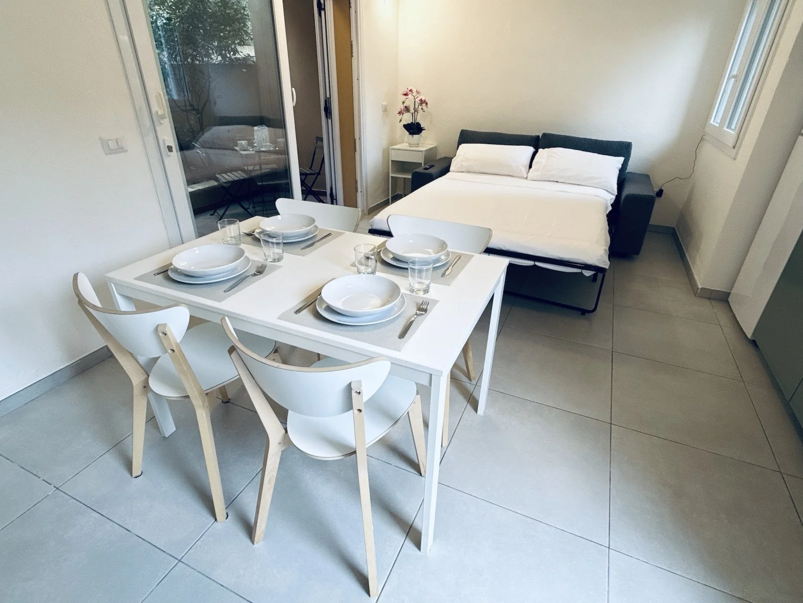 SALA E DIVANO LETTO.jpg