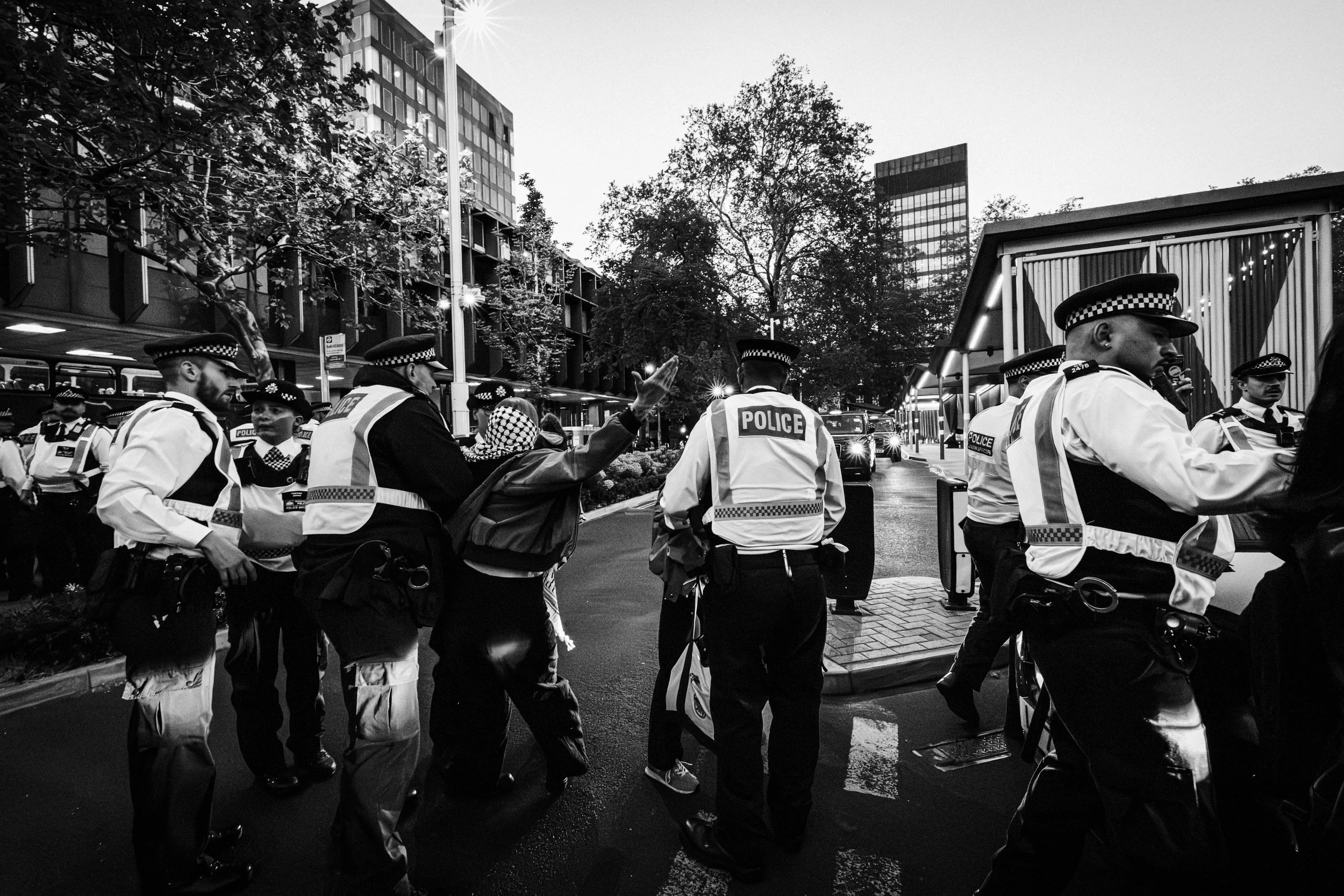 260422_RichardBayfield_Euston Road-69.jpg