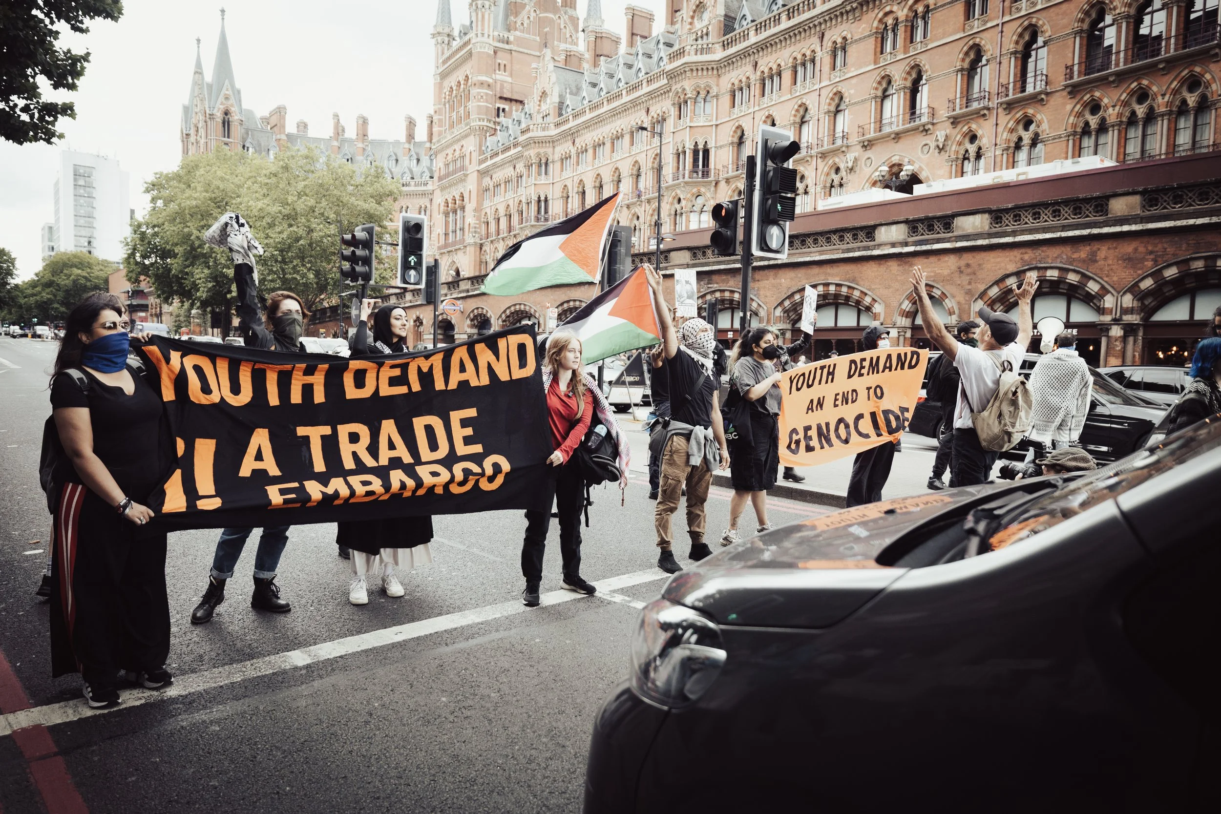 250802-RichardBayfield-YD Swarms-5.jpg