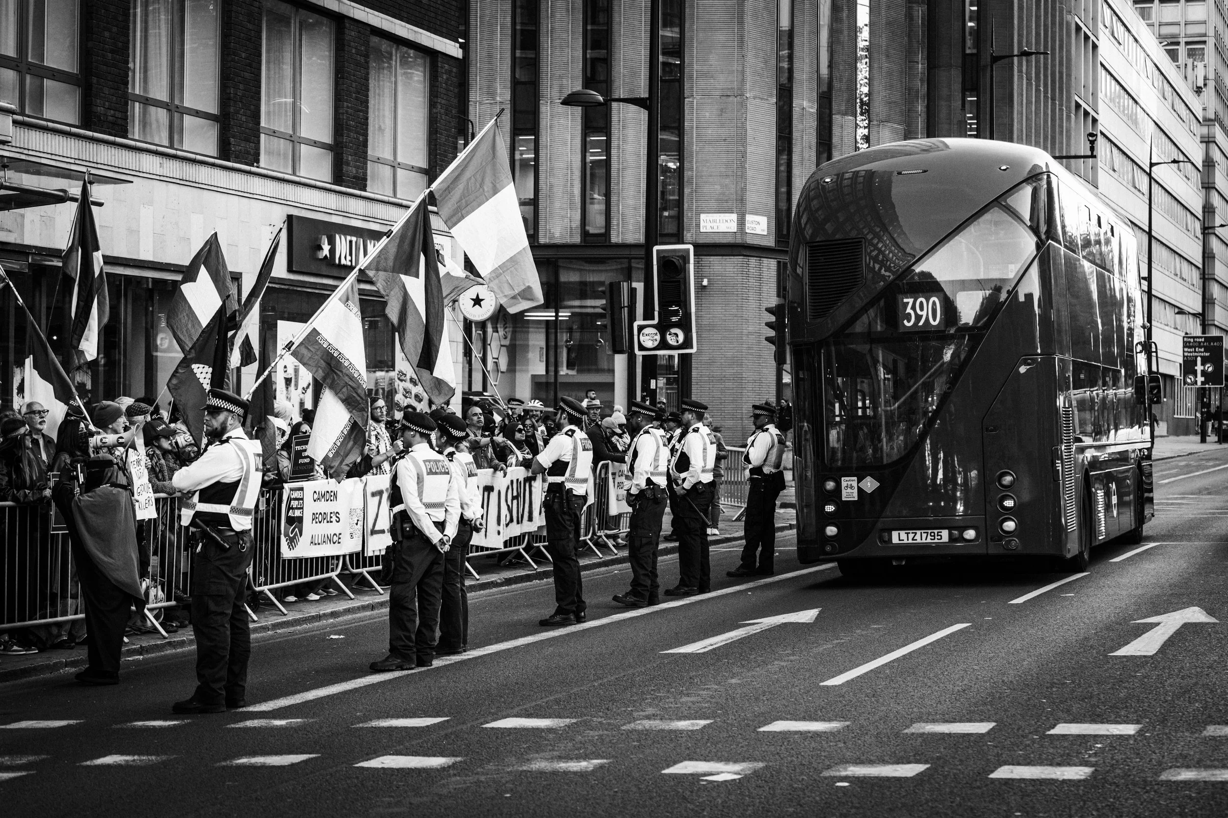 260422_RichardBayfield_Euston Road-30.jpg