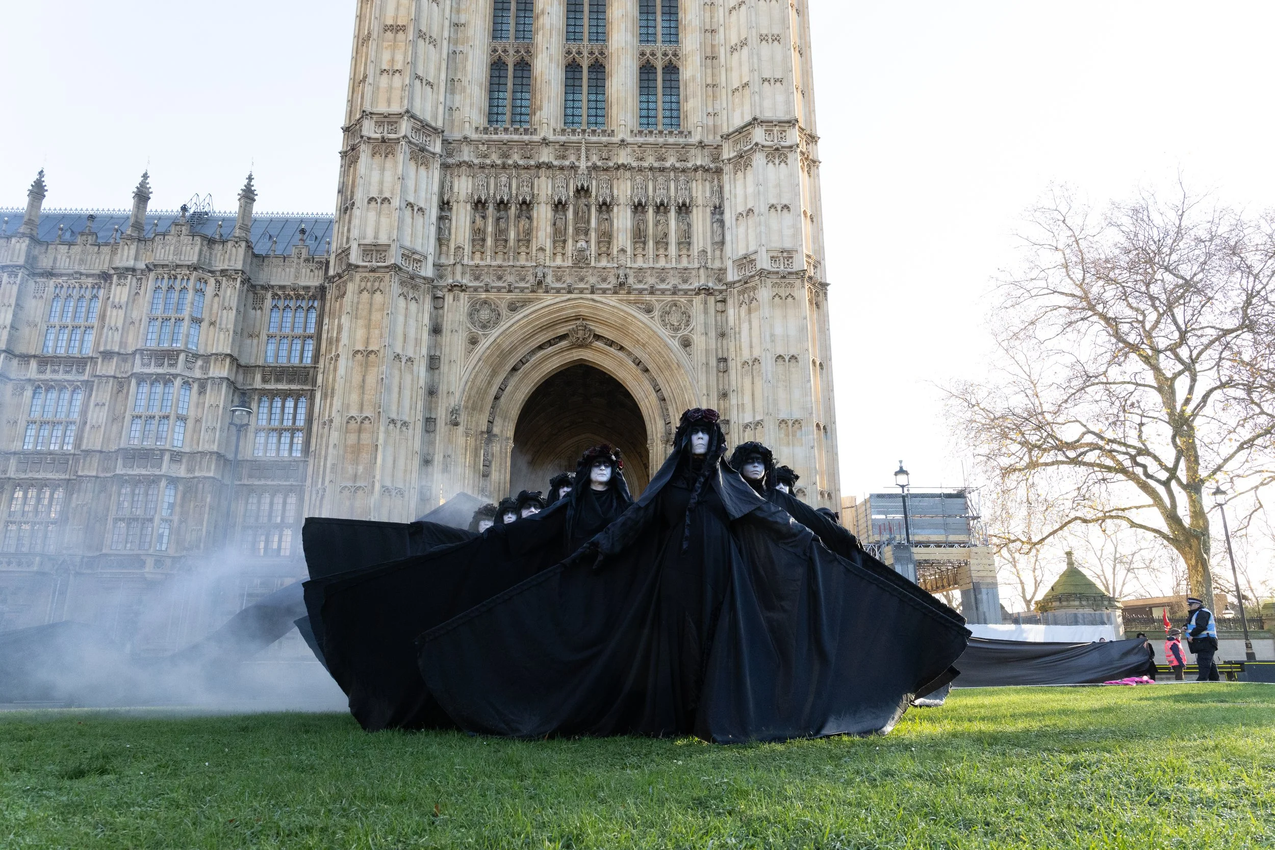 251217-Close The Door-RichardBayfield-11.jpg