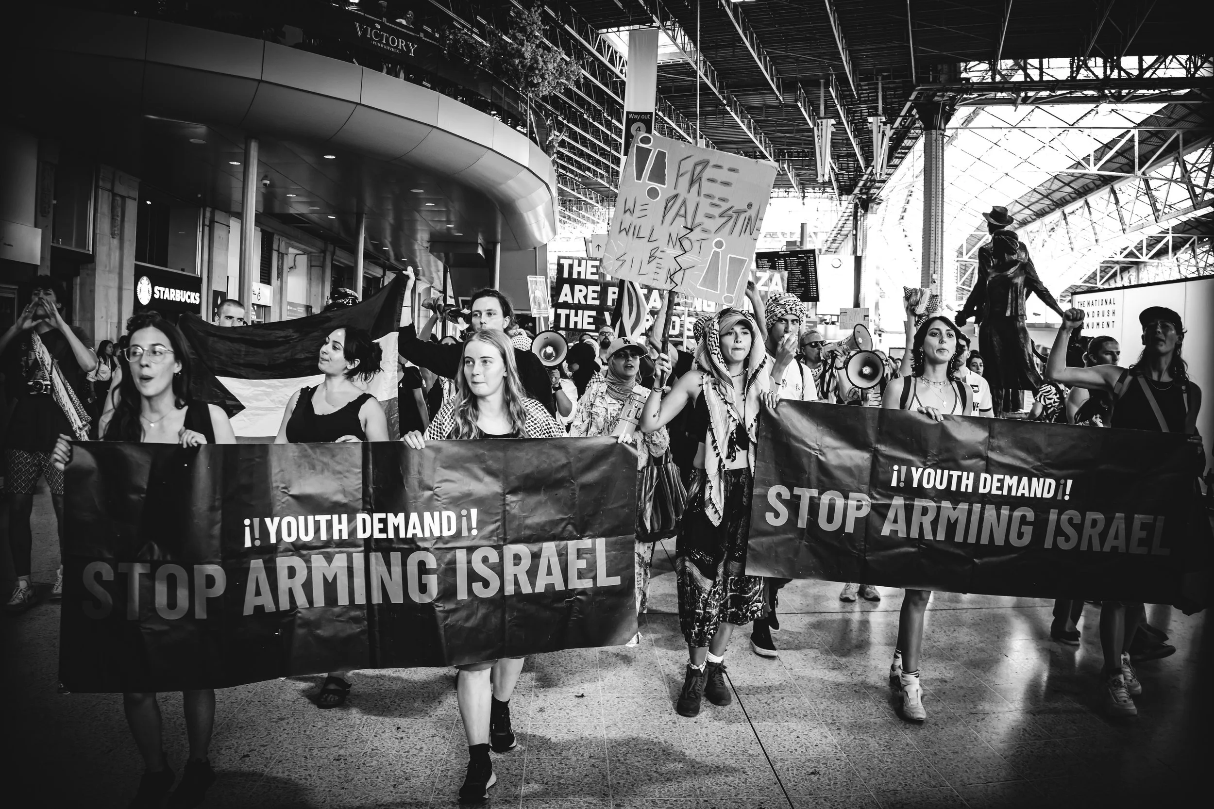 250621-RichardBayfield-YD Waterloo Station-47.jpg