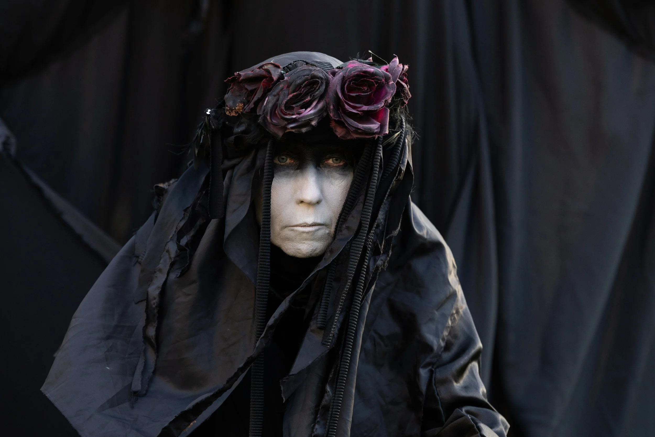 251217-Close The Door-RichardBayfield-15.jpg