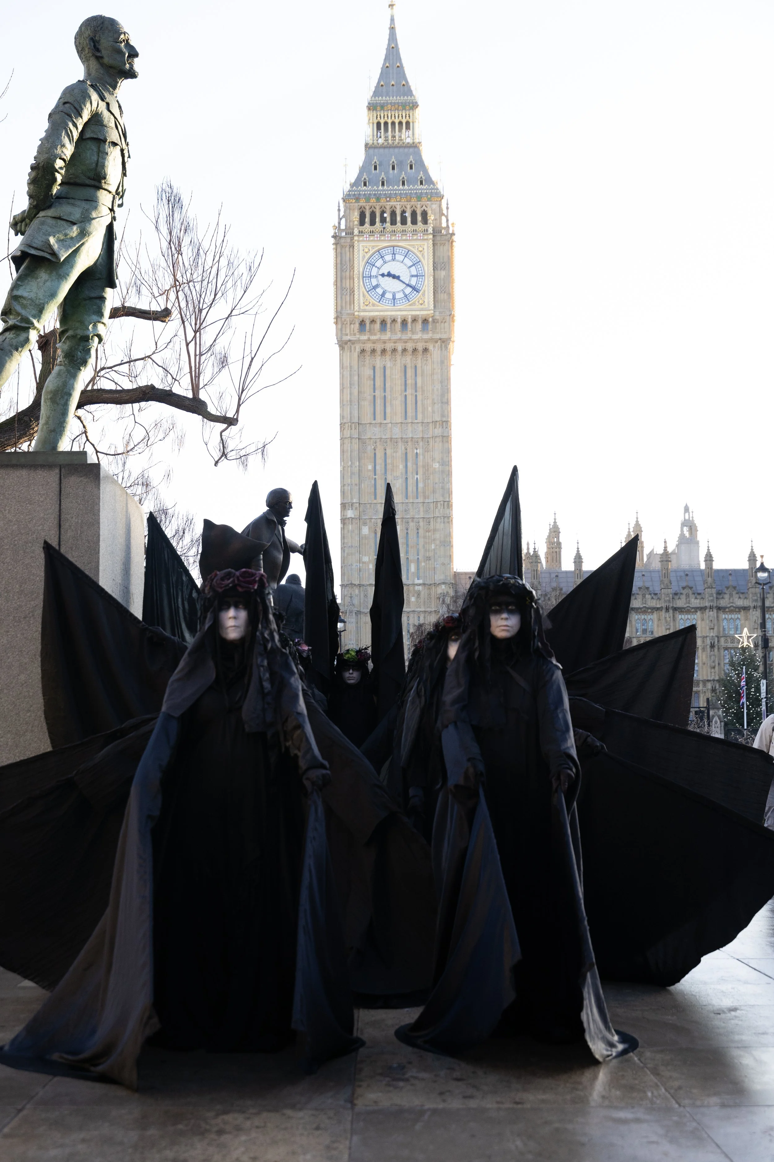 251217-Close The Door-RichardBayfield-4.jpg