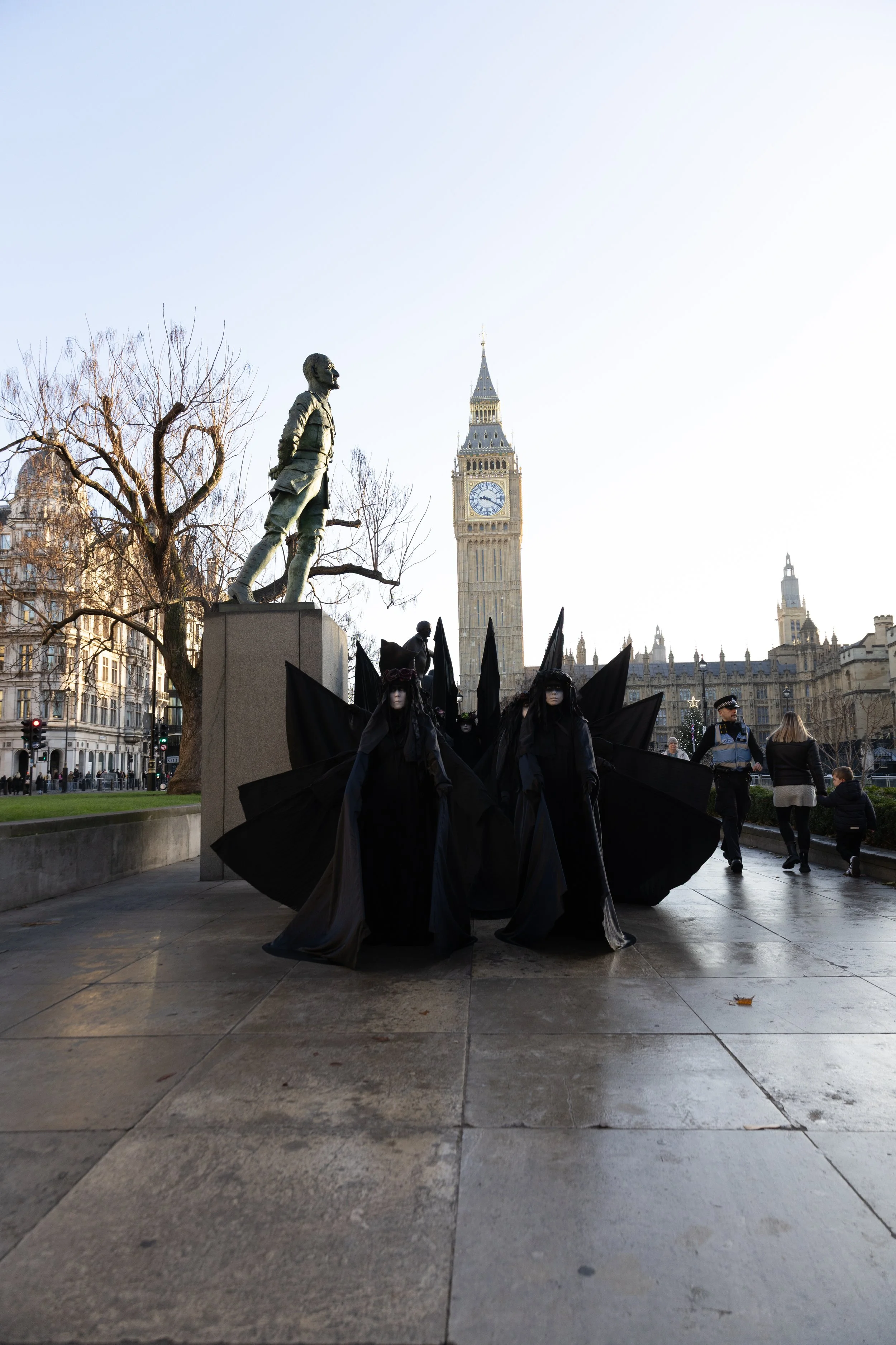 251217-Close The Door-RichardBayfield-2.jpg